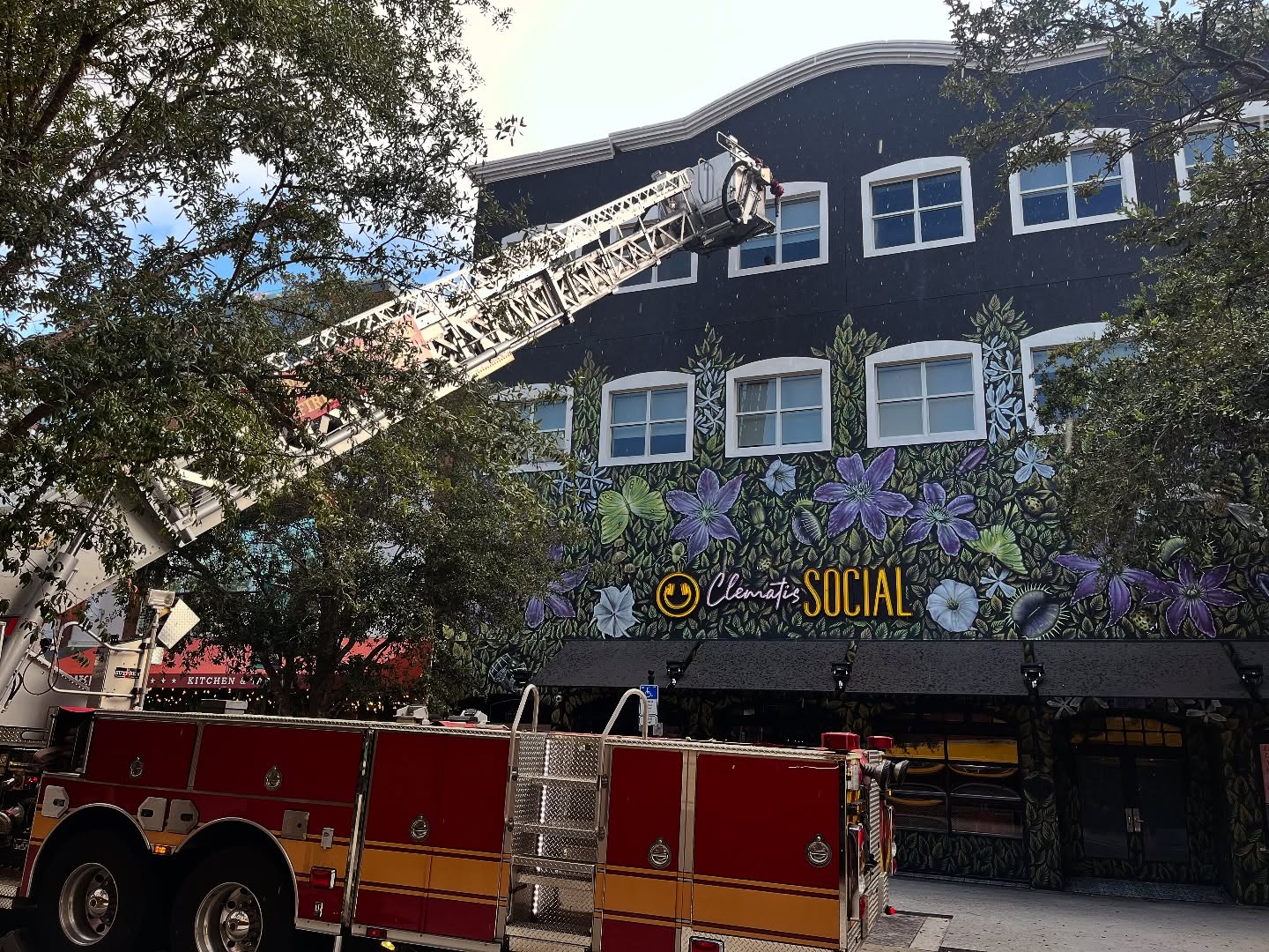 No days off. #sundayspot