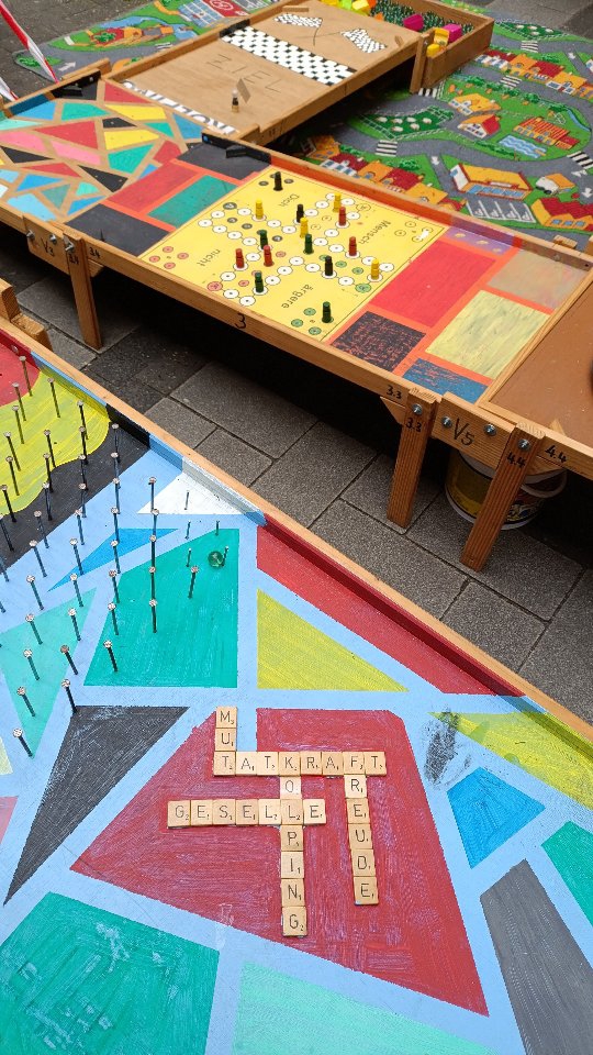 Beim Kolping Jubiläum in Köln haben wir das 175 jährige Bestehen gefeiert. Ein Highlight war unsere Murmelbahn am Orange Table!
#kobieac #kolpingjugenddeutschland #kolpingwerk #murmelbahn #marblerun #kolpingvorort #kolpingjugendaachen #köln