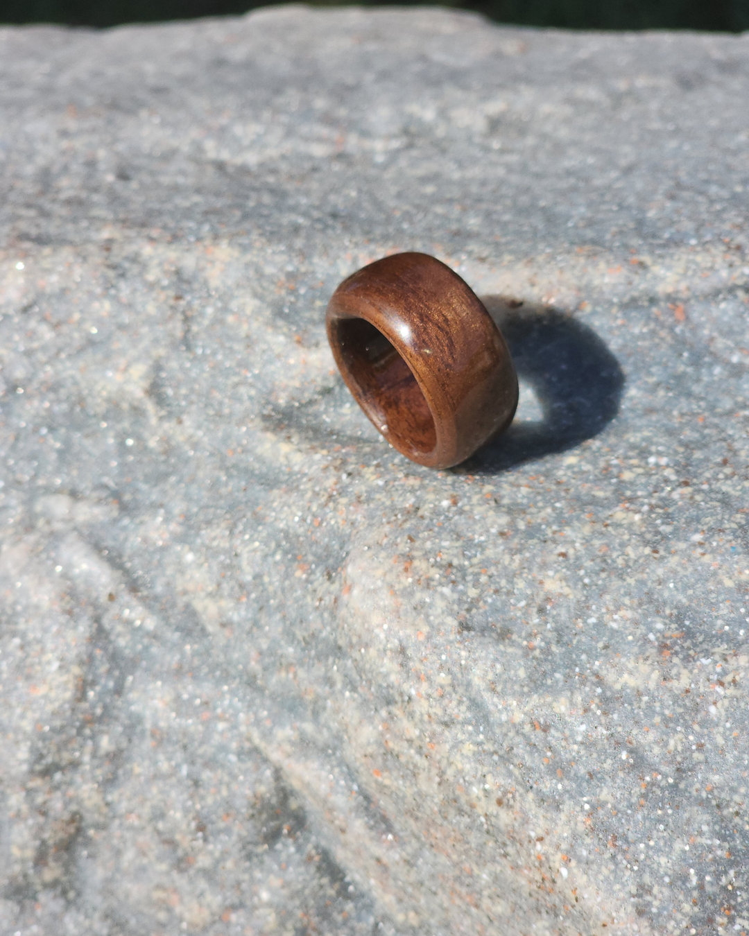 Walnut Sentinel Ring - Men's 12 mm
Crafted from the rich, dark heartwood of black walnut, this men's ring is a statement of understated strength and natural sophistication. Each ring showcases the unique grain patterns of this exquisite timber, ensuring your piece is truly one-of-a-kind. The deep, warm tones of the black walnut offer a subtle yet distinctive alternative to traditional metal bands, perfect for the man who appreciates authentic materials and a connection to the natural world. Lightweight and comfortable for everyday wear, this ring is more than an accessory—it's a testament to enduring style.
https://www.whisperwoodrings.com/product-page/walnut-sentinel-ring-men-s-12-mm