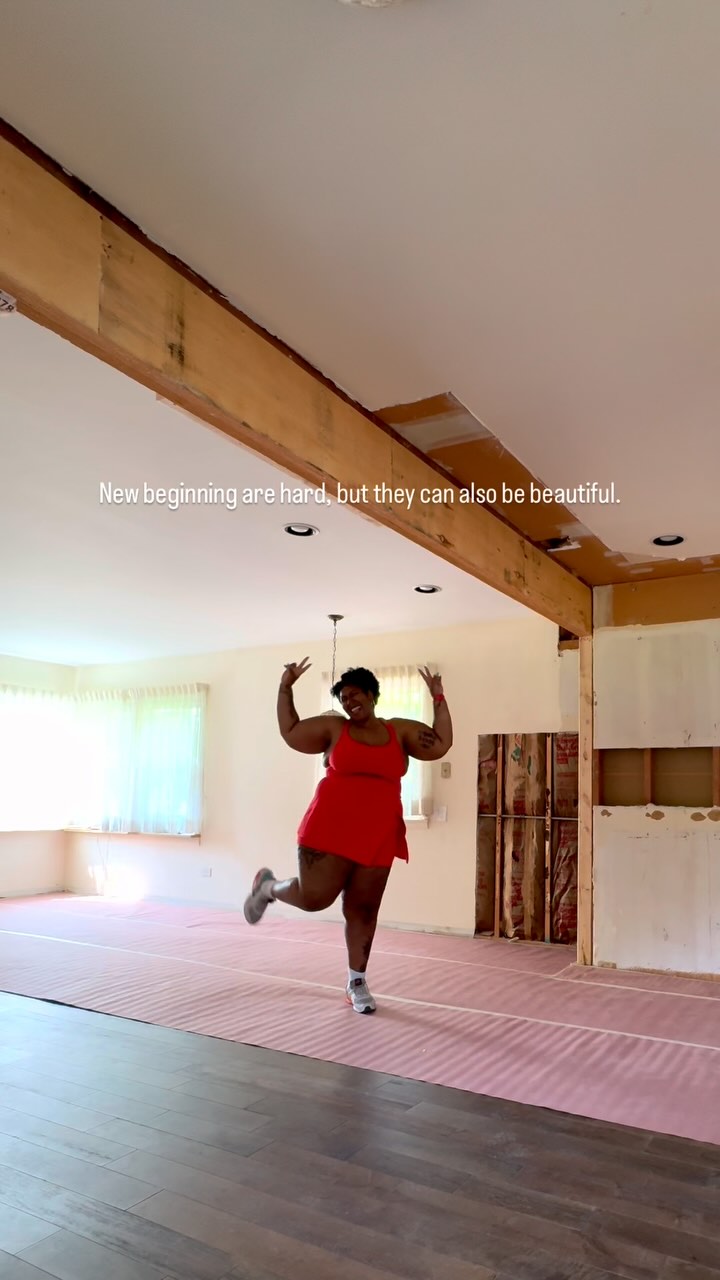 Today is a bittersweet moving day.
Moves can be so stressful and full of anxiety and worries, but there’s an added layer of grief for me in this move. I’m saying goodbye to the apartment I started over in after my first marriage ended, this is where I found myself again, the place my now husband and I made our first home and brought our BabyBear into. His home has 8 years worth of happiness and memories.
And now I say goodbye as we make the trek to the burbs. Suburban living was never on my bingo card, so it’s bittersweet to realize I won’t be living the city that raised me.
Not everything goes as planned, but we have to learn to be ok and make the best of it (easier said than done), and that includes moving into a home under construction and with no kitchen 😭
So here’s to a new chapter and new memories in a new home.
#movingday #bittersweetgoodbye #suburbia #chicagogirl #renovations