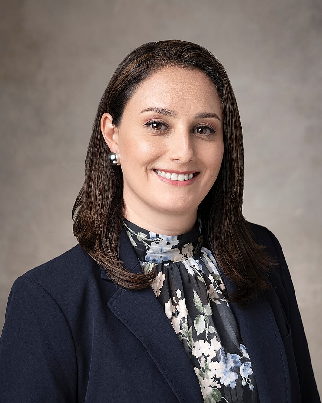 Retrato corporativo Plus #corporateportrait #portrait #portraitmf #portraitphotography @profotoglobal #forbes #retratocorporativo #businessgirl #editorialphotoshooty #personalbranding #personalbrandingphotography #personalbrandphotographer #marcapersonal #linkedinportraits #retratoparalinkedin #headshots #headshotphotographer #headshotsession #d800 #photooftheday📷