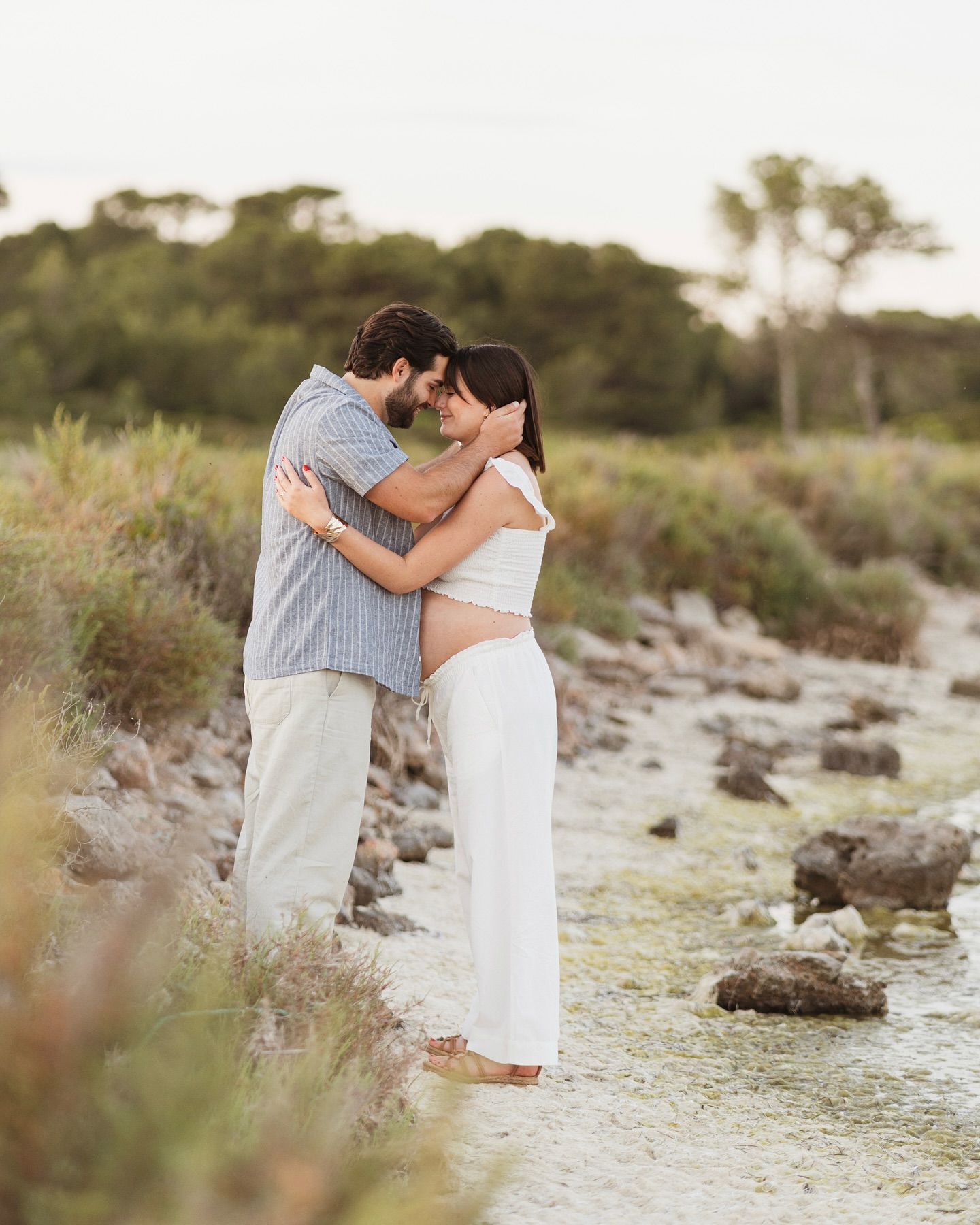 Grosse dose d’amour avec ces deux-là 🌾
Mes amis, merci de m’avoir confié ce moment suspendu, dans ce magnifique décor 🤍
Shooting grossesse | Séance photo grossesse | Séance photo futurs parents
#seancephotogrossesse #seancephotomaternité #shootinggrossesse #shootingphotogrossesse #futursparents #photographegrossesse #photographenimes #photographemontpellier