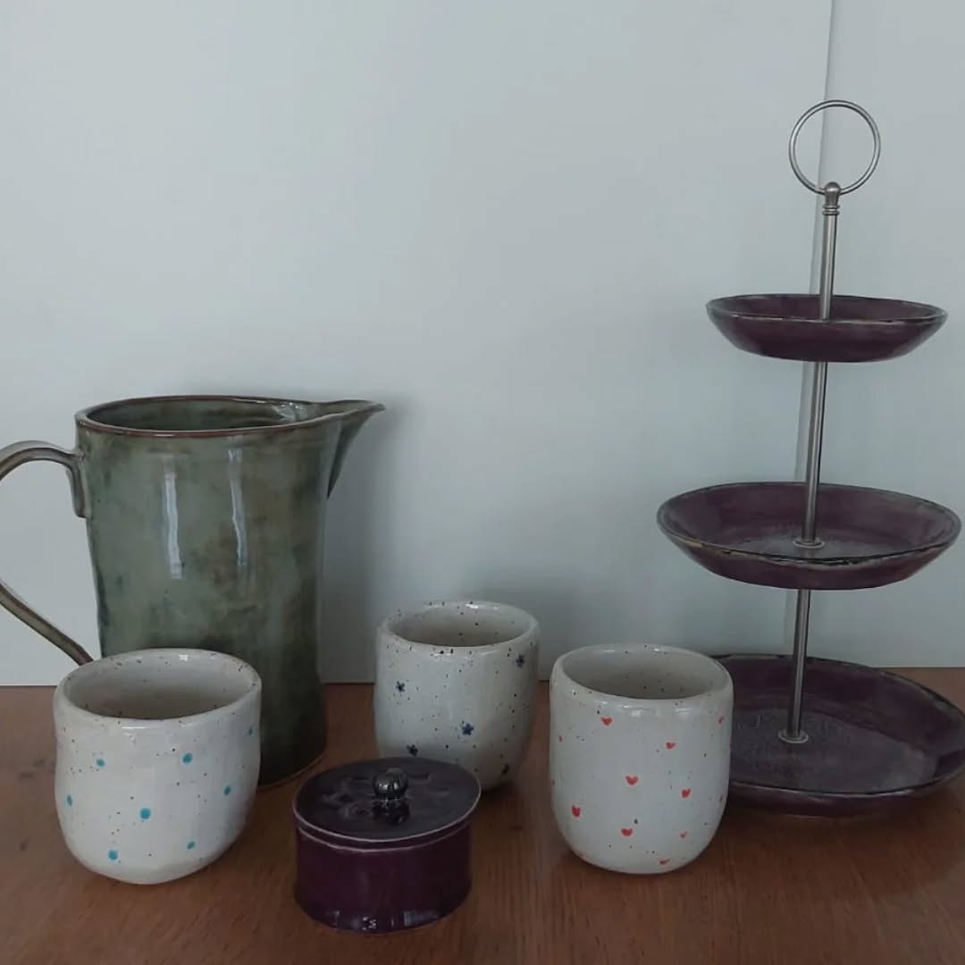 Eine Schülerin der 3. Oberstufe hat diese wunderschönen Sachen für ihr Abschlussprojekt gemacht. Sie kann so stolz auf sich sein! Ich bin begeistert ❤️