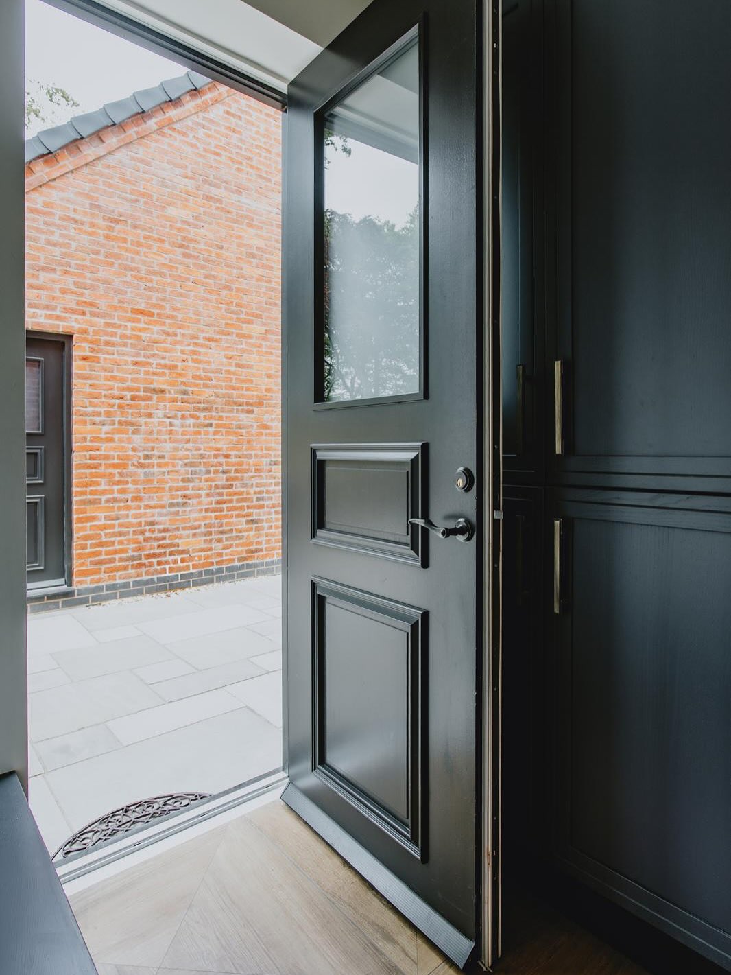 Combi doors allow you to create something unique to you. With literally hundreds of designs both traditional and modern, hundreds of colours and dozens of handles, you can get creative and design your dream entrance doors.