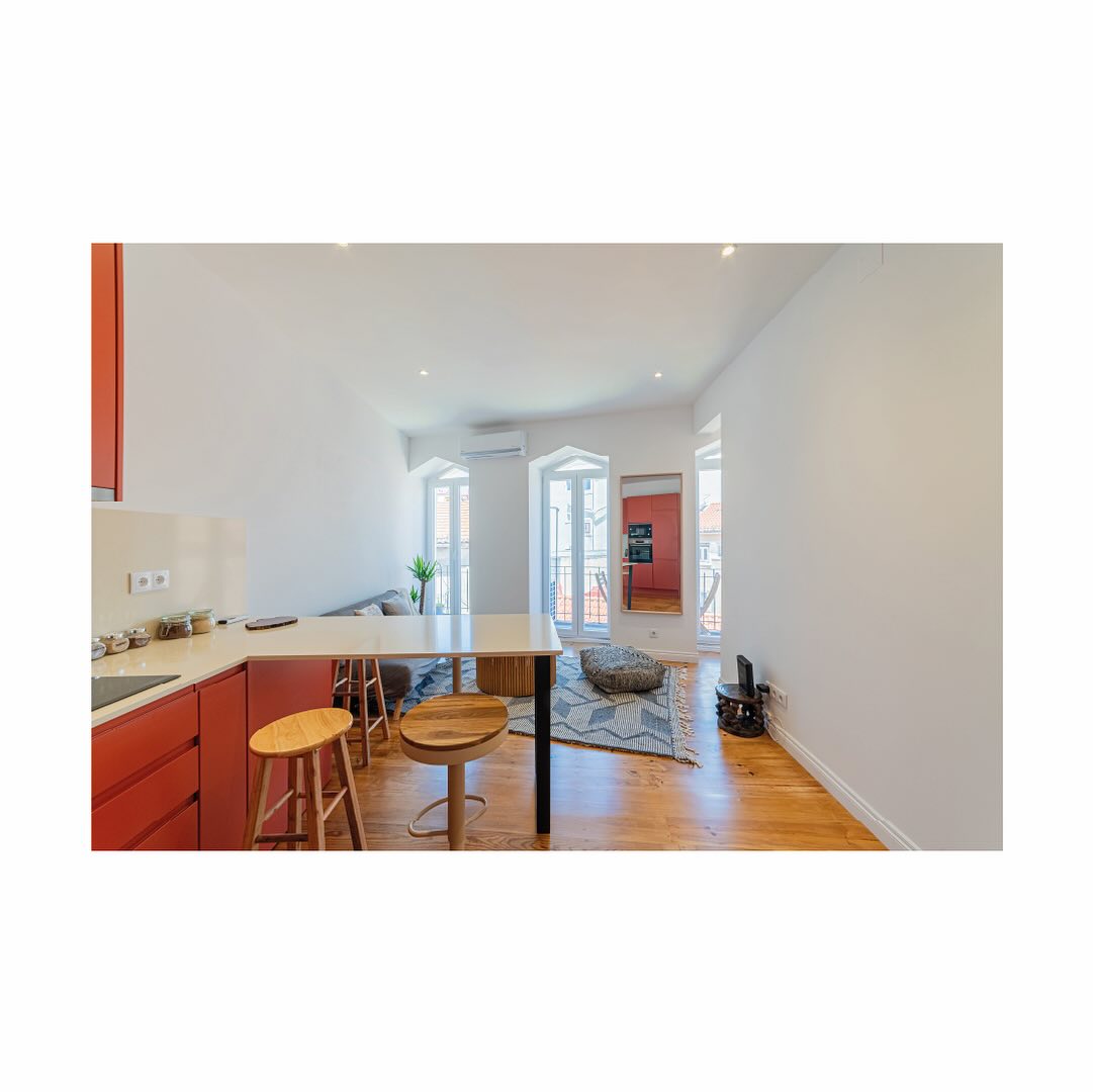 ~ DUPLEX NO ALVITO ~
Remodelação e Renovação
Alcântara, Lisboa
~ 2025 ~