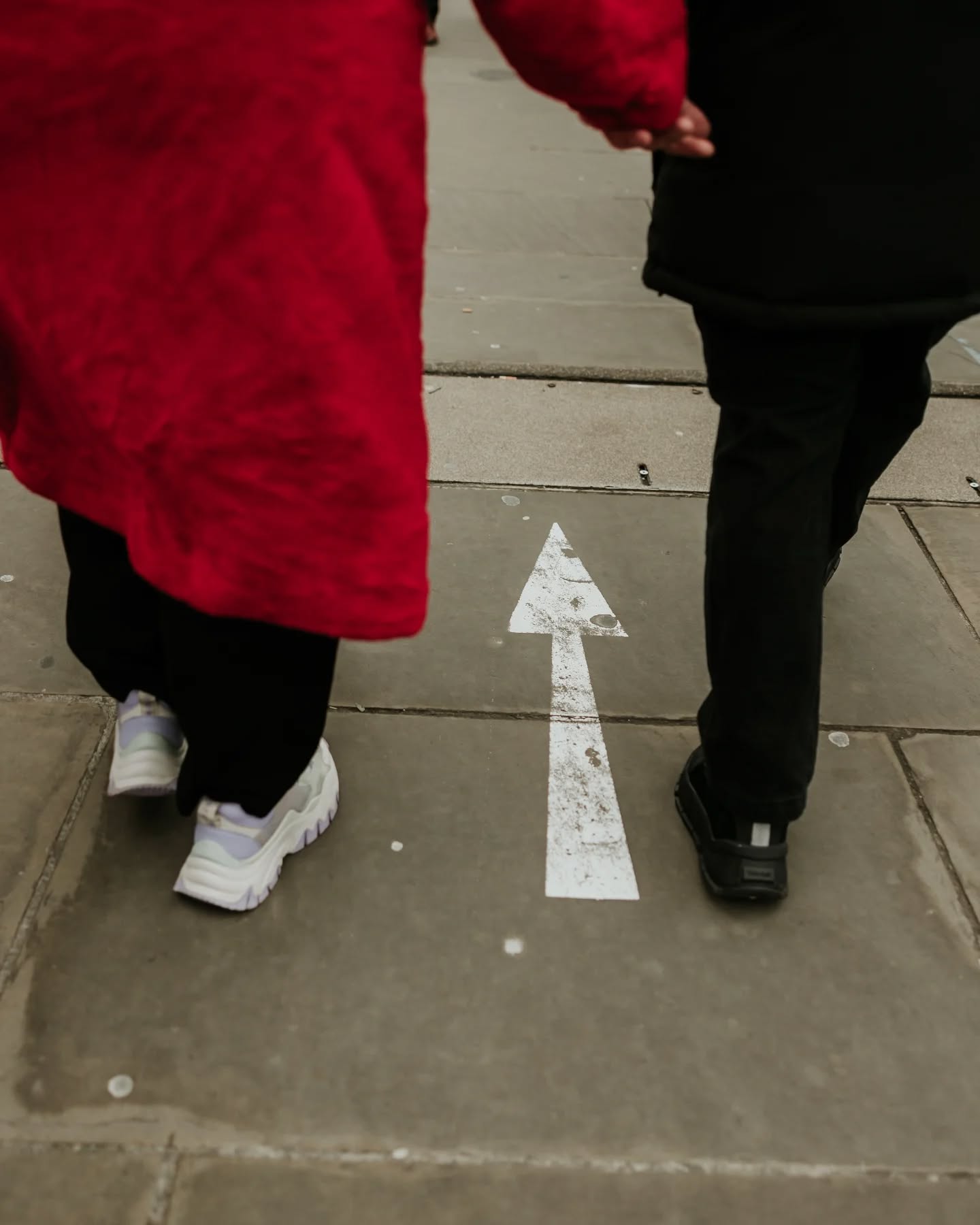 Follow you
.
.
.
London Engagement Photoshoot