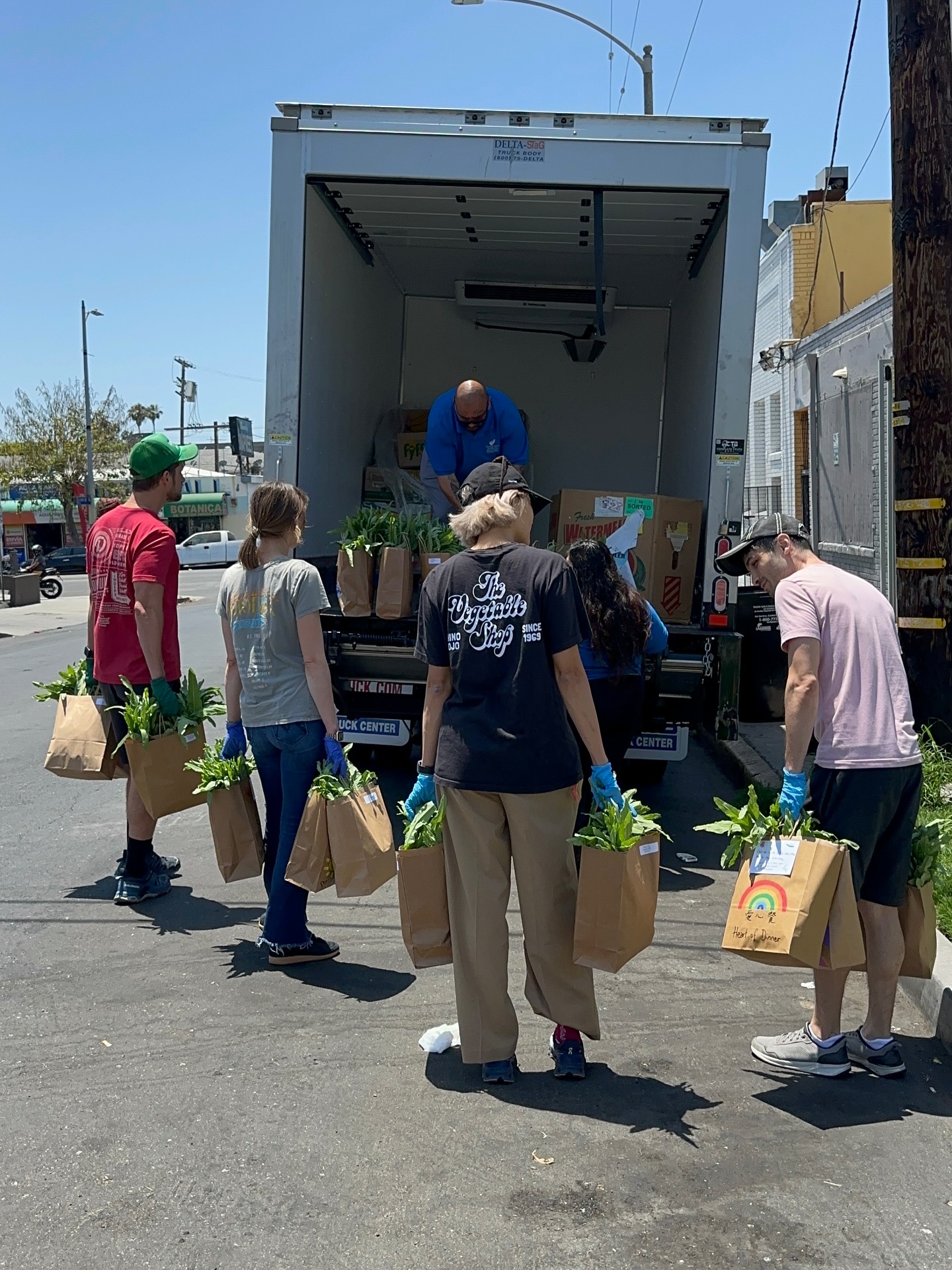 💌 Sending a digital postcard from LA 💌 Swipe right to see our newest volunteer who’s keeping a close eye over our ops and making sure each care package is filled with the freshest yu choy, a choy, choy sum tips, fruits, pantry essentials, delicious lunchboxes in partnership with local eatery @hifikitchen , carefully paired with beautiful handwritten notes and art for our Elders. Reel dropping soon for an overview of this week’s LA relief effort operations ❤️