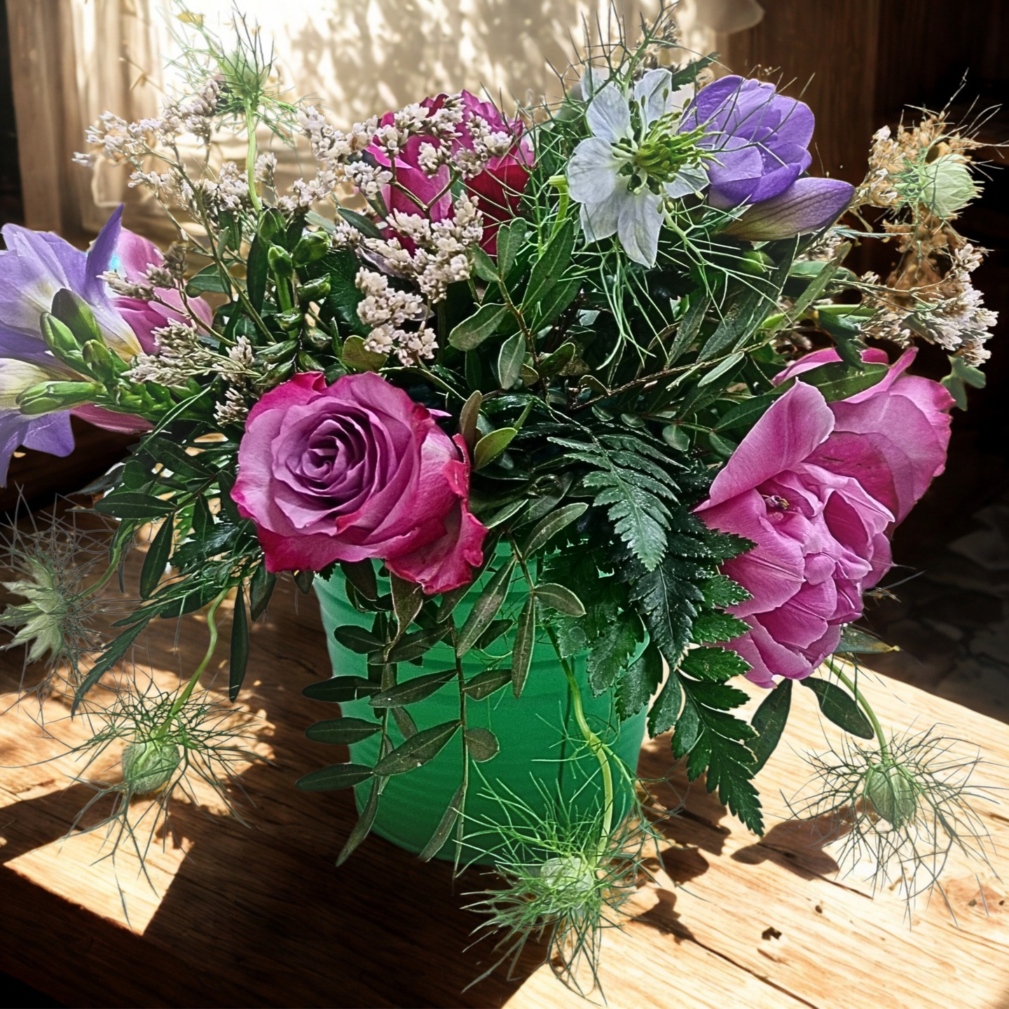 A beautiful round table arrangement, perfect for any special occasion.