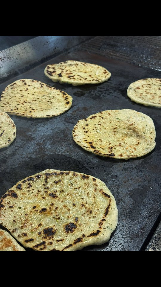 ๐ Homemade Flatbread ๐
#eventcatering #yorkshirewedding #foodlover #foodie #homemade