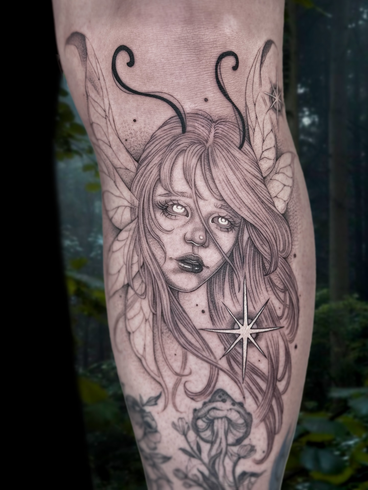 โข ๐๐๐๐๐๐ โข
๐ฆ ๐ด๐ธ๐ช๐ฑ๐ฆ ๐ง๐ฐ๐ณ ๐ฑ๐ณ๐ฐ๐ค๐ฆ๐ด๐ด!
โจ ๐๐ณ๐ฐ๐ฎ ๐ฎ๐บ ๐ง๐ญ๐ข๐ด๐ฉ ๐ธ๐ช๐ต๐ฉ ๐ญ๐ฐ๐ท๐ฆ, ๐ง๐ฐ๐ณ ๐๐ฆ๐ญ๐ญ๐บ - ๐ต๐ฉ๐ข๐ฏ๐ฌ ๐บ๐ฐ๐ถ ๐ง๐ฐ๐ณ ๐ต๐ข๐ฌ๐ช๐ฏ๐จ ๐ฉ๐ฆ๐ณ ๐ฉ๐ฐ๐ฎ๐ฆ ๐ธ๐ช๐ต๐ฉ ๐บ๐ฐ๐ถ ๐ข๐ฏ๐ฅ ๐ด๐ช๐ต๐ต๐ช๐ฏ๐จ ๐ญ๐ช๐ฌ๐ฆ ๐ข ๐ฒ๐ถ๐ฆ๐ฆ๐ฏ!
โจ ๐๐ฐ๐ฐ๐ฌ๐ช๐ฏ๐จ๐ด ๐ข๐ณ๐ฆ ๐ฏ๐ฐ๐ธ ๐ฐ๐ฑ๐ฆ๐ฏ @sanctuarink ๐ง๐ฐ๐ณ ๐๐ถ๐ญ๐บ/ ๐๐ถ๐จ ๐ข๐ฏ๐ฅ ๐'๐ฅ ๐ญ๐ฐ๐ท๐ฆ ๐ต๐ฐ ๐ธ๐ฐ๐ณ๐ฌ ๐ฐ๐ฏ ๐บ๐ฐ๐ถ๐ณ ๐ช๐ฅ๐ฆ๐ข๐ด - ๐ฑ๐ญ๐ฆ๐ข๐ด๐ฆ ๐ง๐ช๐ญ๐ญ ๐ถ๐ฑ ๐ต๐ฉ๐ฆ ๐ง๐ฐ๐ณ๐ฎ (๐ญ๐ช๐ฏ๐ฌ ๐ช๐ฏ ๐ฎ๐บ ๐ฃ๐ช๐ฐ) ๐ฐ๐ณ ๐ฆ๐ฎ๐ข๐ช๐ญ ๐ฎ๐ฆ ๐ข๐ต ๐ค๐ฐ๐ฏ๐ต๐ข๐ค๐ต@๐ฑ๐ข๐ฐ๐ญ๐ข๐ง๐ข๐บ.๐ค๐ฐ๐ฎ
๐ค ๐๐ฉ๐ข๐ฏ๐ฌ ๐บ๐ฐ๐ถ ๐ง๐ฐ๐ณ ๐ด๐ถ๐ฑ๐ฑ๐ฐ๐ณ๐ต๐ช๐ฏ๐จ ๐ฎ๐ฆ & ๐ฎ๐บ ๐ข๐ณ๐ต
Done with the best @elitetattooofficial needles ๐
#fantasytattoo #dragontattoo #mothtattoo #londontattoo #tattooartist #darkfantasy #darktattoos #fairytattoo #gothtattoo