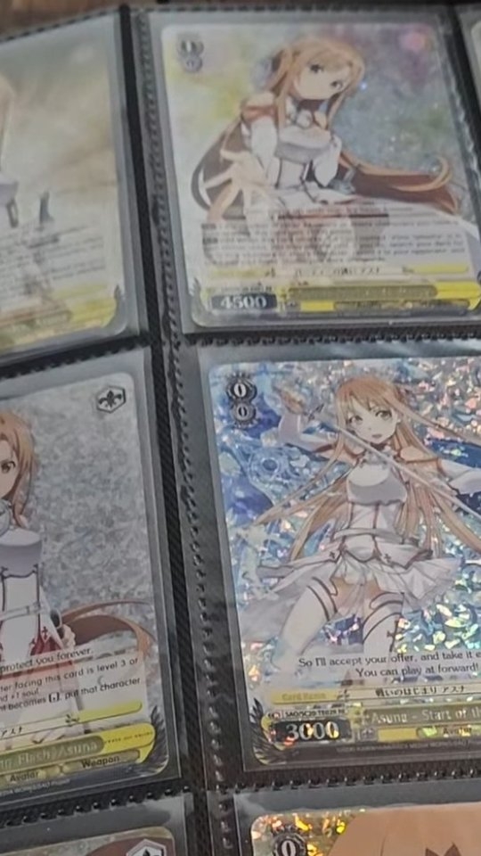 Weiss Wednesday part two!! SAO Chronicles Set! It's the coolest thing because every card in the set is a standard SAO card but with foil! You know I'm a sucker for foil, lol. Who isn't? What do you think? Cool set? I wish they did more of these.
.
.
.
.
.
#pokemorning #weissschwarz #weiß #weiss #swordartonline #SAO #foilcard #tradingcards #tradingcardgames