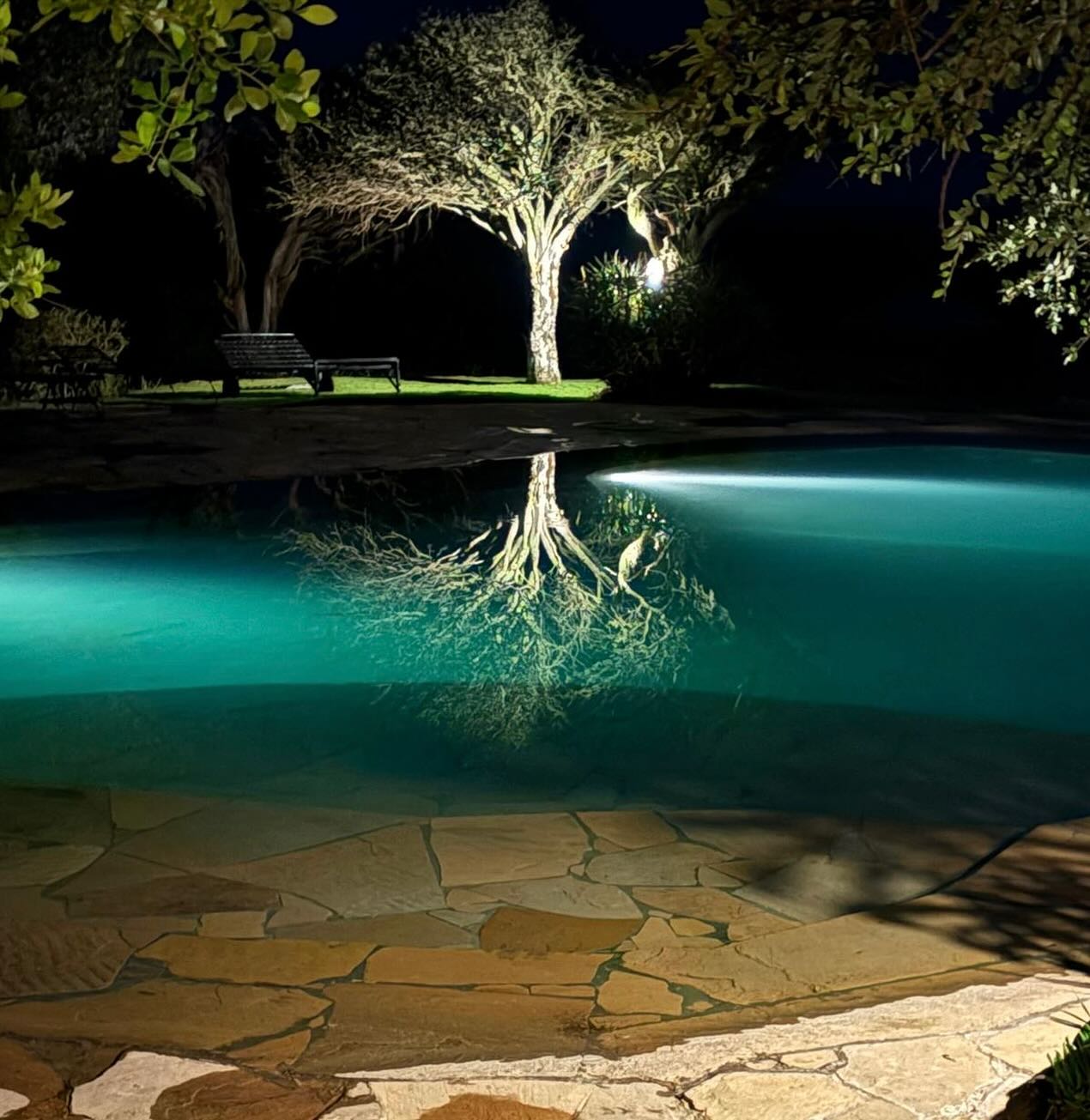 Sadly saying farewell to Sosian Lodge — rugged savannah meets elegant comfort. In a private conservancy, Sosian offers amazing safari experiences with horses, camels, abundant wildlife, excellent food and warm hospitality. Every day has offered us wonderful options. It’s hard to leave!
Sosian Lodge is a gem. Can’t wait to return!
@gearykenya @sosianlodge @offbeatsafaris @gtnonlocation