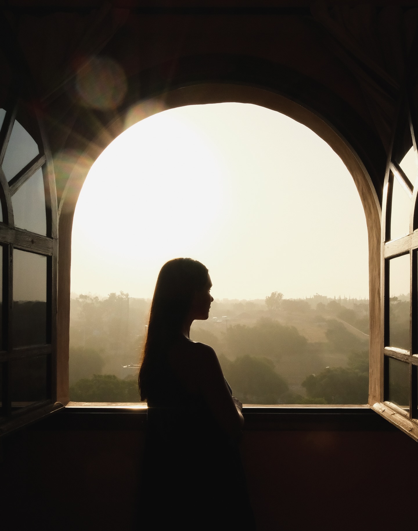 Riad sunrise | Morocco
~
Finding stillness in motion, beauty in the pause. Sometimes the best views come from unexpected windows.
