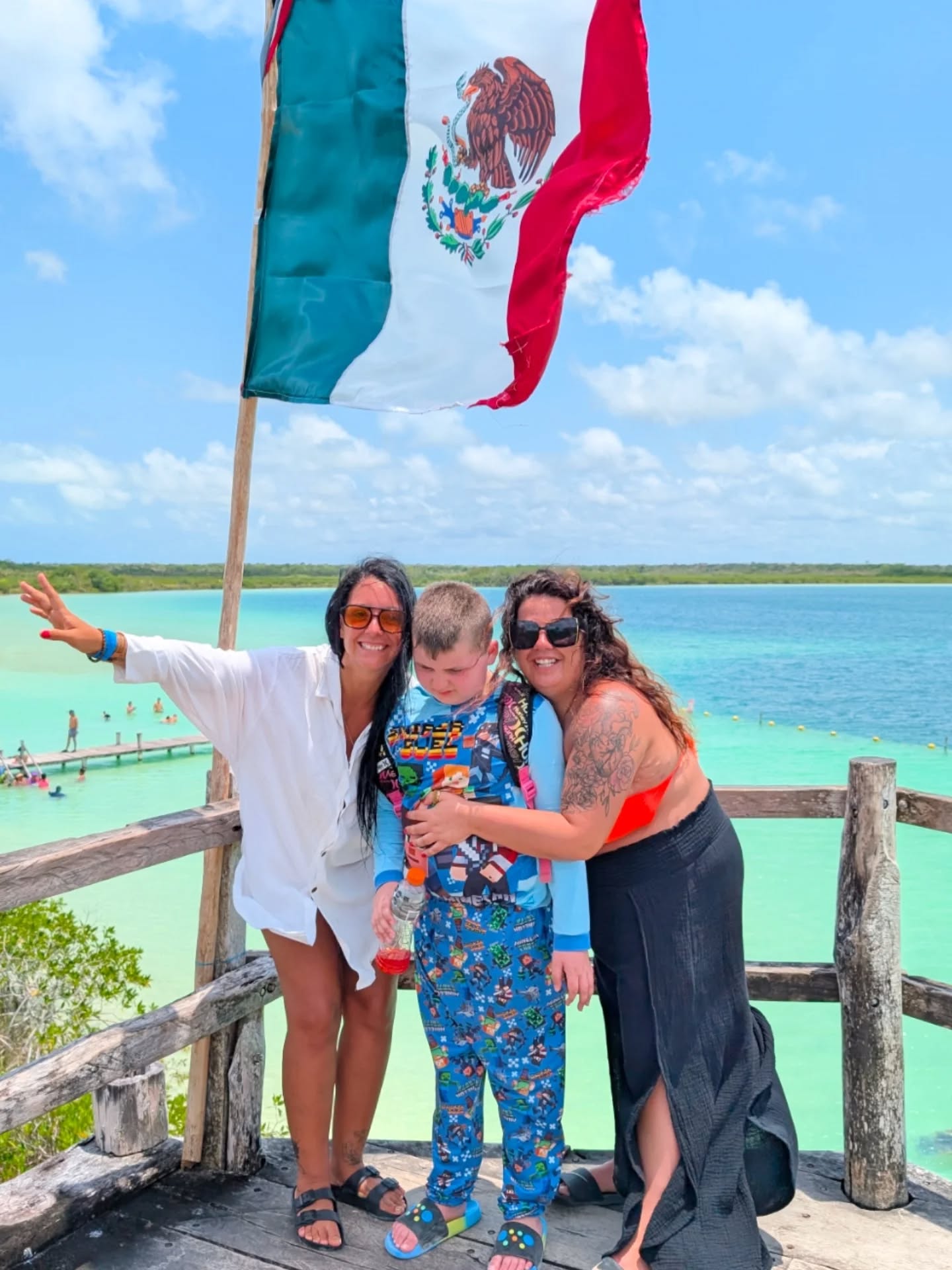 🚨Revenu résiduel activé.🚨
Maintenant, elle est payée même quand elle dort 🤩
Je suis remplie de gratitude et d’admiration en écrivant ces lignes… Aujourd’hui, une femme INCROYABLE de notre belle famille d’ambassadeurs vient tout juste de franchir un cap exceptionnel : Notre belle Natasha est officiellement 1 STAR DIRECTOR🌟 Natasha Lavoie
Maman solo de 3 enfants, cette femme de feu est l’incarnation vivante de la résilience, de la détermination et de l’audace! Depuis le tout début, elle est coachable, présente, et surtout... elle passe à l’action CHAQUE jour même avec 40 de fièvre, elle continue ❤️
🧡 À côté de son nom dans le dictionnaire, on devrait écrire en lettres majuscules : #noexcuse .
En seulement 3 mois, elle atteint le rang qui lui permet de générer des revenus même quand elle dort! Oui oui, la magie du revenu résiduel vient de s’activer pour elle!
Bravo ma belle Nath, tu es une source d’inspiration pour toute notre équipe et un rappel vivant que quand on veut vraiment, on trouve un moyen. Pas une excuse. 🚀
Ce n’est que le début... Et à bientôt le rang d'ambassadrice 🥳🥳🥳
Encore félicitations ma belle amie, tu peux être très fière de toi, je t'aime xxxx❤️❤️❤️❤️
PS : N’oublie pas de regarder la vidéo de LA fin… même Natasha ne l’a jamais vue, hahaha ! Bon visionnement 😎
#fyp #foryoupage #fypシ゚ #revenupassif #revenuresiduel #argentpendantquesendors #voyagepayé #libertéfinancière #ambassadricevoyage #vivresesrêves #businessnomade #digitalnomadlife #femmeentrepreneure #inspirerpourchanger #travailenligne #freedomlifestyle #créelaviequetuveux #travaillerautrement #moijedisoui