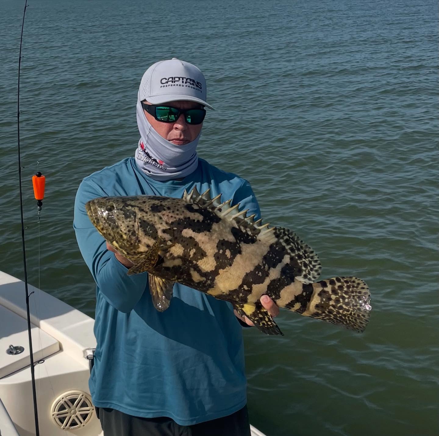 Asked my group if I can make one cast?! #goliath on the @fourhorsementackle cork, #boomboomshrimp combo! Great catch on light gear 🤙🏻@irtreels @cajunrods I have the week of 6/22 wide open 📲 305-778-5342 #4horsemencorks #boomboomshrimp #irtreels #cajuncustomrods #donnmarpliers #reelfishyapparel #troflyrods #donnmarpliers #tfoflyrods #palmythgloves #fortressmarineanchorsusa #captainsprefferedproducts