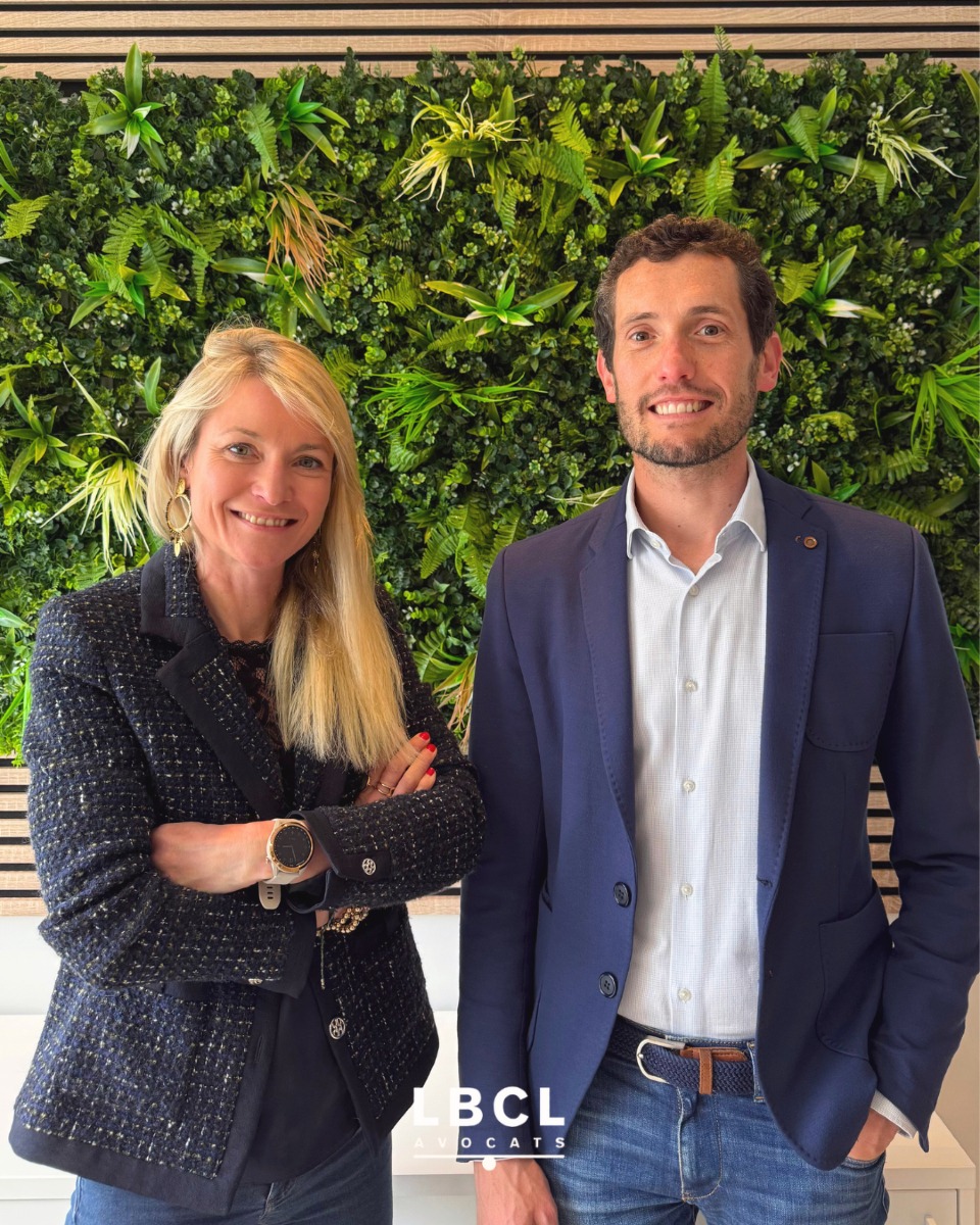 ๐๐ฎ๐ข ๐ฌ๐จ๐ฆ๐ฆ๐๐ฌ-๐ง๐จ๐ฎ๐ฌ ? ๐ฅ
Depuis 2015, Caroline Chancรฉ-Houley et Thomas Leclerc sont les associรฉs fondateurs du cabinet LBCL Avocats, basรฉ ร #Caen et ร #Paris.
๐ฉโโ๏ธ ๐ช๐๐๐๐๐๐๐ ๐ช๐๐๐๐๐ฬ-๐ฏ๐๐๐๐๐
Caroline intervient en droit des #successions et des #indivisions depuis plus de 10 ans, et consacre 90 % de son activitรฉ ร ce domaine. Elle accompagne ses clients dans des situations familiales parfois complexes, avec une approche ร la fois โ๐ข๐๐๐๐๐, ๐ ๐ก๐๐๐ก๐ฬ๐๐๐๐ข๐ ๐๐ก ๐๐๐๐๐ข๐๐๐ข๐ ๐.
Aujourdโhui, elle dรฉveloppe plus particuliรจrement deux axes clรฉs :
๐ธ Lโinternational : accompagner nos clients franรงais ou รฉtrangers dans leurs dรฉmarches ร lโรฉtranger ou en France (dรฉmรฉnagement, investissement, transmission du patrimoine, succession).
๐ธ Mandat de protection future : une alternative ร la tutelle ou curatelle. Prรฉvoir, cโest choisir. Une assurance pour soi-mรชme.
๐จโโ๏ธ ๐ป๐๐๐๐๐ ๐ณ๐๐๐๐๐๐
Avec plus de 15 ans dโexpรฉrience, Thomas intervient en droit #immobilier, droit de la #construction et droit #commercial. Il conseille aussi bien les particuliers que les professionnels, avec une ๐ฃ๐๐ ๐๐๐ ๐๐๐๐๐๐ ๐๐๐ ๐๐๐๐๐ข๐ฅ ๐๐๐๐๐๐๐ก๐ ๐๐ข ๐ก๐๐๐๐๐๐.
๐๐ผ Son objectif : sรฉcuriser, structurer, et accompagner les projets juridiques avec mรฉthode et exigence.
๐ฌ๐๐๐๐๐๐๐, ๐๐๐ ๐
๐ฬ๐๐๐๐๐๐๐๐๐ ๐๐ ๐๐๐๐๐๐๐ ๐๐๐ ๐๐๐๐๐๐๐๐๐๐ ๐๐๐๐๐๐ฬ๐๐, ๐๐ ๐๐๐๐๐๐๐ ๐
๐๐ ๐๐๐๐๐๐๐ ๐๐๐๐๐๐๐๐ ๐
๐ ๐๐๐๐๐ ๐๐๐๐๐๐๐.
#LBCLAvocats #Associรฉs #AvocatsCaen #AvocatsParis #Succession #DroitImmobilier #MandatDeProtectionFuture #CabinetAvocats #Avocat #Droit #Defendre #Lawyer