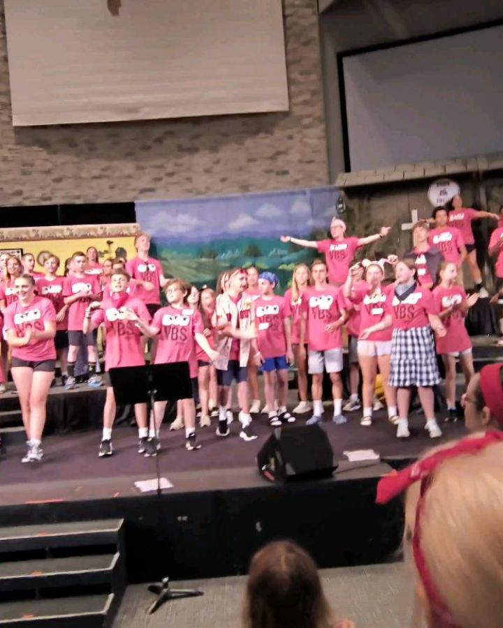 VBS at UALC doesn't happen without our Teen Helpers! They did an amazing job this past week loving and having fun with all the kids that were a part of it. Throughout it they were also huge in communicating the message that Jesus is our Good Good Shepherd! Awesome job this past week Teens!
Join us today, Sunday Morning at any service to be a part of VBS Sunday. 9am-Mill Run, 10am-Windermere Elementary and 11am-Mill Run.