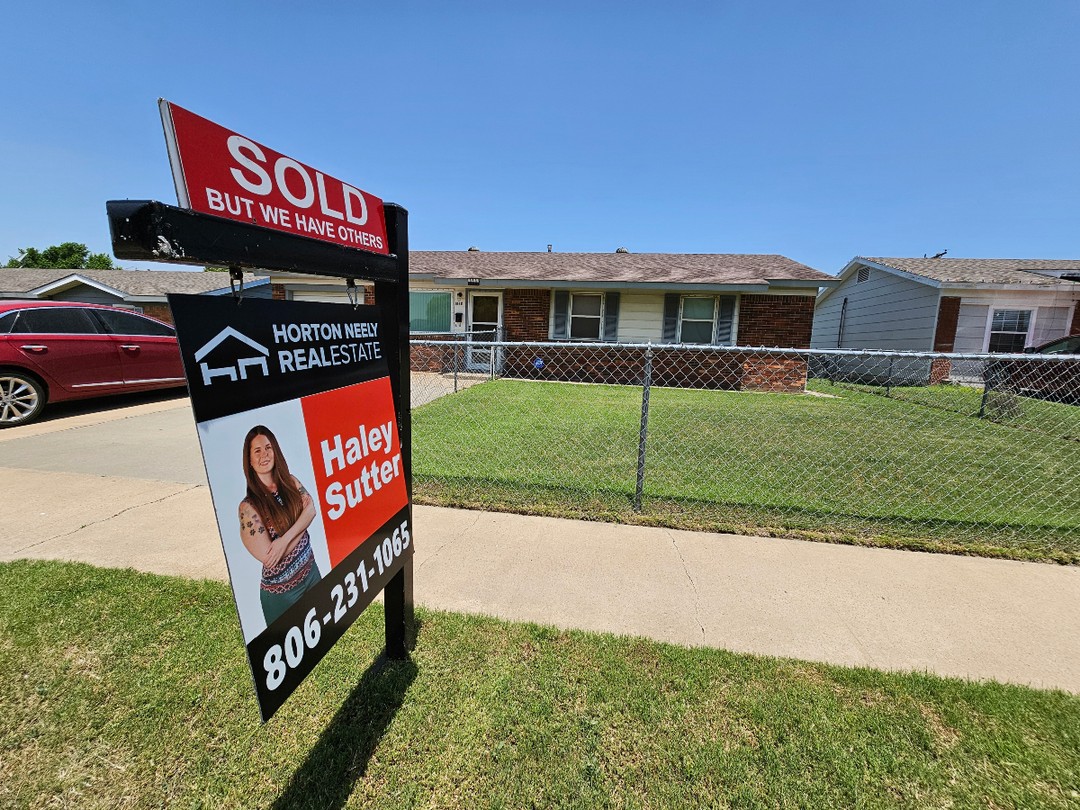 It's almost closing day for my seller! I'm so excited for her on this new journey. #SoldByHaley #LessThan30Day #AmarilloRealtor #ListingAgent