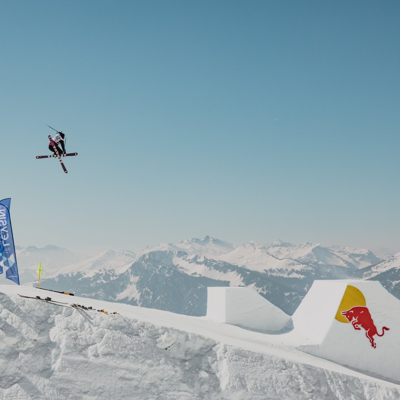 Our newest grant offering - the Elite Athlete Grant - is open for applications!
The Elite Athlete Grant is designed to provide monetary support to elite ski and snowboard athletes on the Mammoth Mountain Ski and Snowboard Team (MMSST) striving for national/international competitions. The purpose is to help cover some of the expenses associated with competing at this level (travel, equipment, entry fees).
Learn more about this grant opportunity and the application timeline on our website (link in profile).