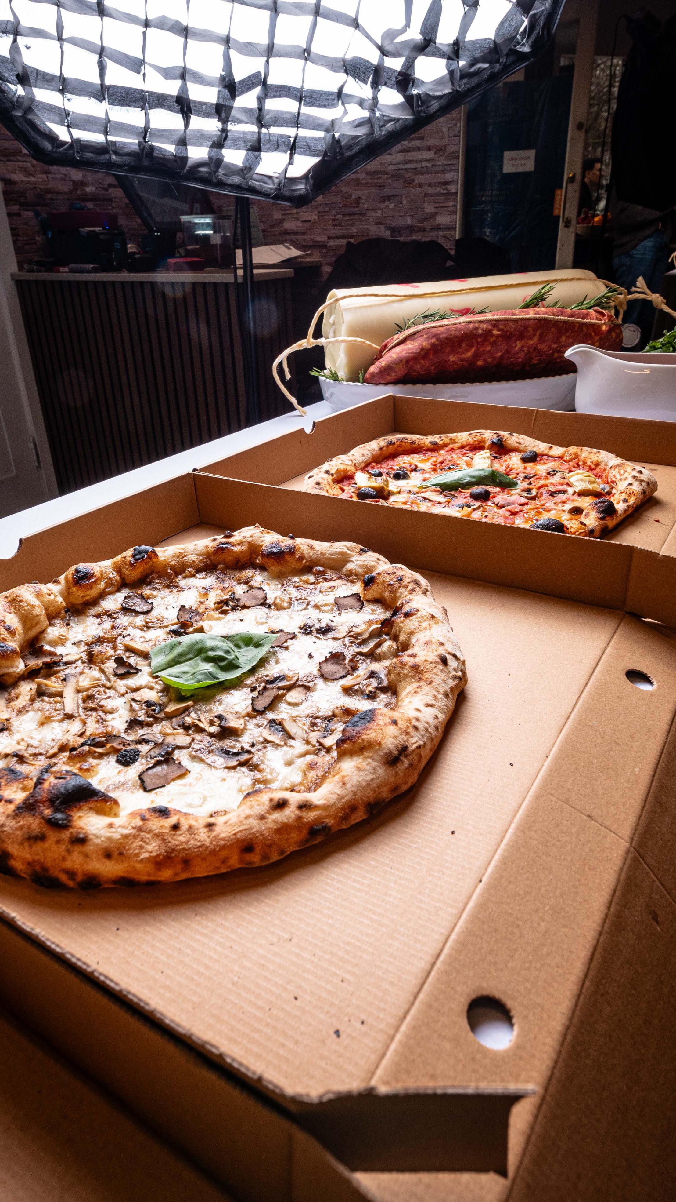 🔥 Special Premium Pizza Offer at Vita! 🔥
Your favorite Neapolitan pizzas, now with a deal too good to miss🍕
Order now for delivery or pickup — don’t miss out on this limited-time treat!
👆Hit the link in bio to grab the offer!
#VitaPizza #PizzaLovers #NeapolitanPizza #PizzaDeal #ItalianEats #PizzaNight