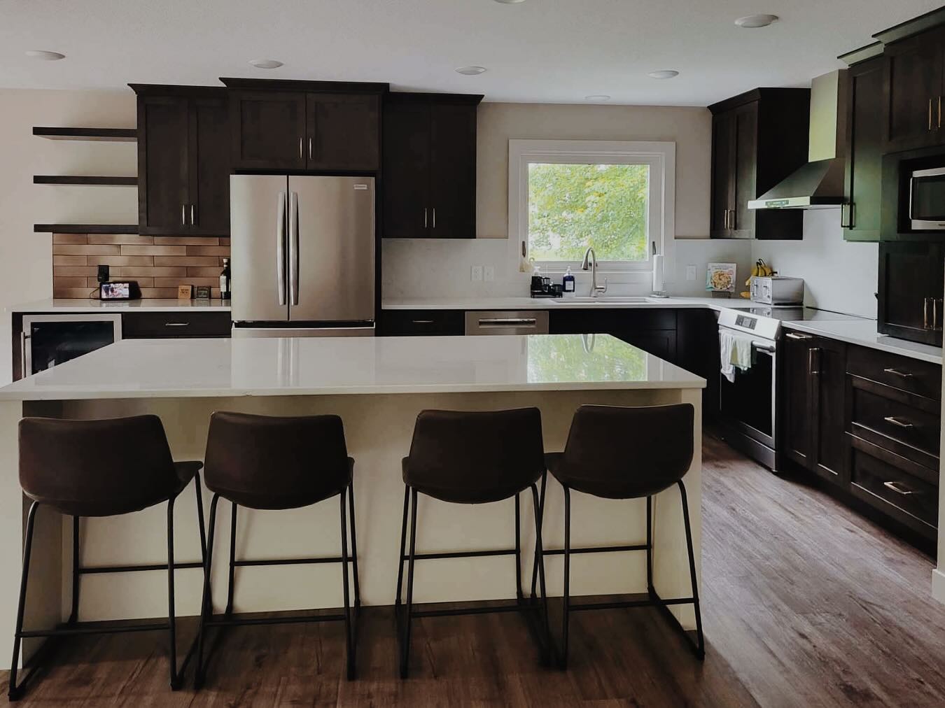 A space that is unique to your style and curated to bring everyone together - This kitchen remodel has transformed into a space that is functional, comfortable. and beautiful🤍