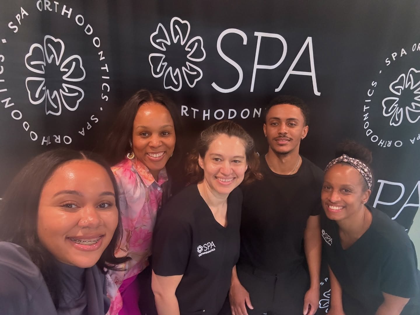 The Mack Consulting team had an incredible time on-site with the amazing team at SPA Orthodontics! It’s always a pleasure partnering with practices that feel like family. Here’s to growth, great energy, and even greater smiles! 🦷✨ #MackOnTheMove #PracticeSupport #OrthoFamilyVibes