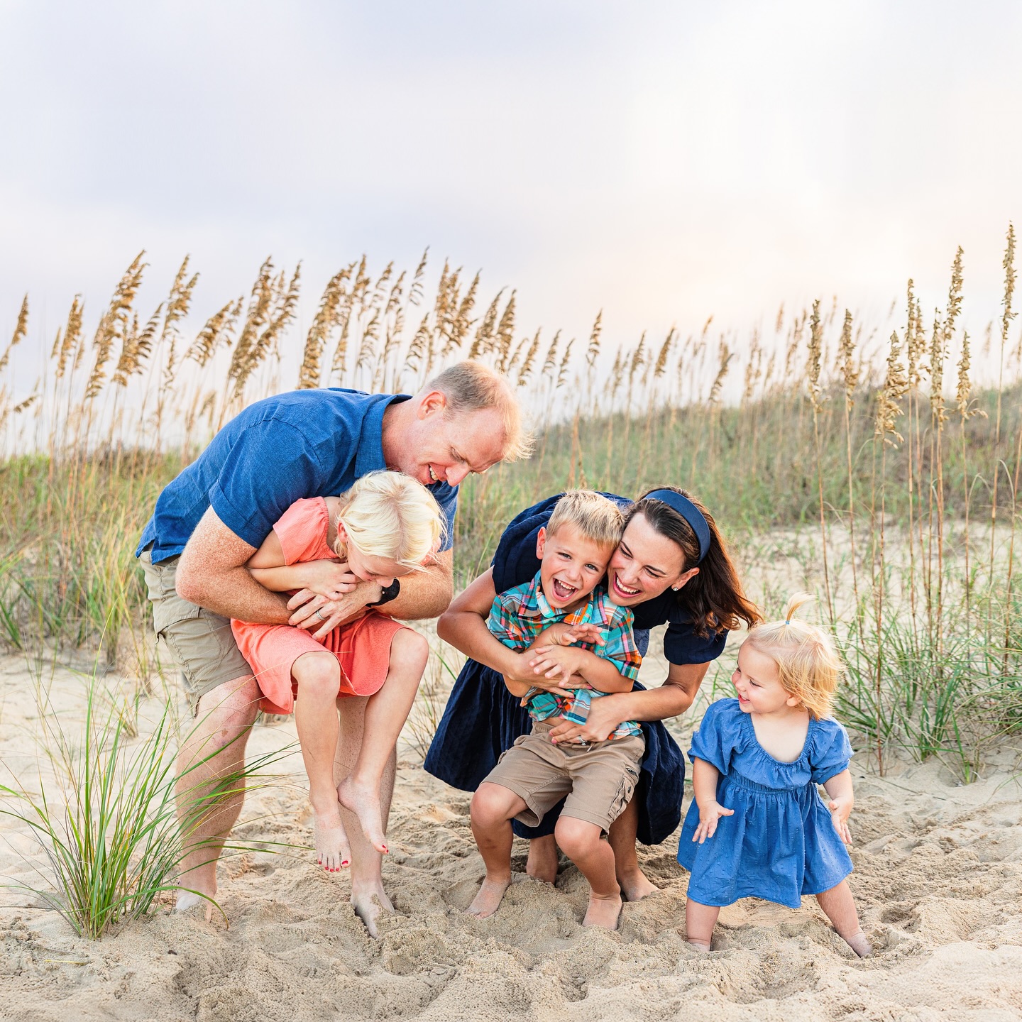So much laughter in one frame. This is what it’s all about 💛
.
.
.
.
.
#virginiabeachfamilyphotographer
#virginiabeachfamilyphotography
#virginiabeachfamily
#vabeachfamilyphotography
#vabeachfamilyphotographer
#vabeachphotographer
#VBphotographer
#vafamilyphotographer
#virginiabeachfamily
#hrvaphotographer
#757familyphotographer
#hrvafamilyphotographer
#hamptonroadsmom
#hrvaphotographer
#chesapeakevaphotographer
#chesapeakefamilyphotographer
#chesapeakemoms
#chesapeakephotographer
#norfolkfamilyphotography
#norfolkfamilyphotographer
#norfolkmoms
#norfolkvaphotographer
#virginiafamilyphotography
#sandbridgebeach
#sandbridgefamilyphotographer
#sandbridgebeachphotographer
#hamptonroadsfamilyphotographer
#kaitlinolahphotography
