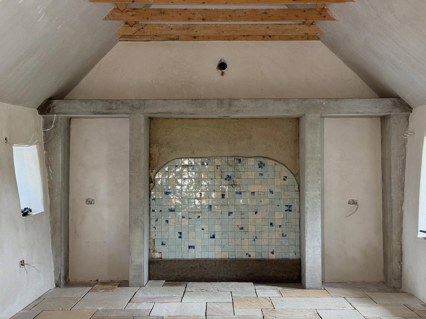 Great progress on the renovation of this beautiful thatched cottage near Ramelton by Gavin Tinney and his team.
Follow us for more updates as the project progresses, and check out our website at www.allanarc.com for more projects.
#thatched #renovation #conservationarchitecture #ramelton #donegal