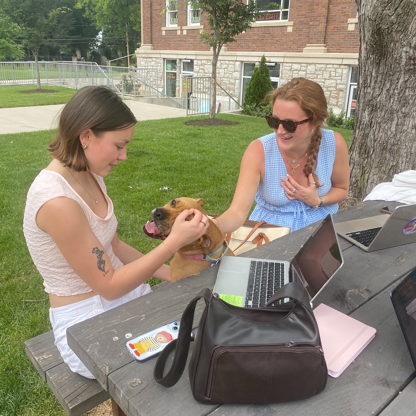 HEY NASHVILLE! Excellent news! We’ve got some new voices in the mix and we’re cooking up some LOCAL fun! Save the date for June 22 now and tune in tomorrow for details! 🥳 Who’s ready for some in person creative community??