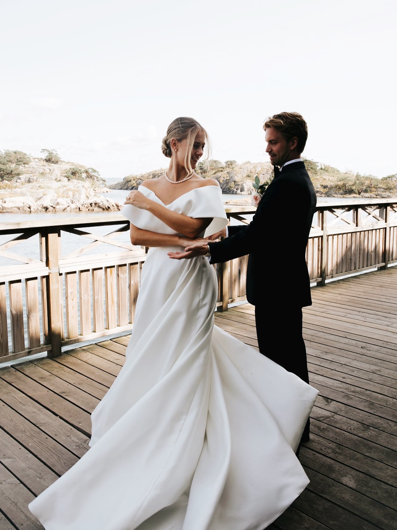 Helg igen, vilket innebär ännu ett bröllop! Underbart 📸
#weddingphotographer #bröllopsfotograf #fotograf