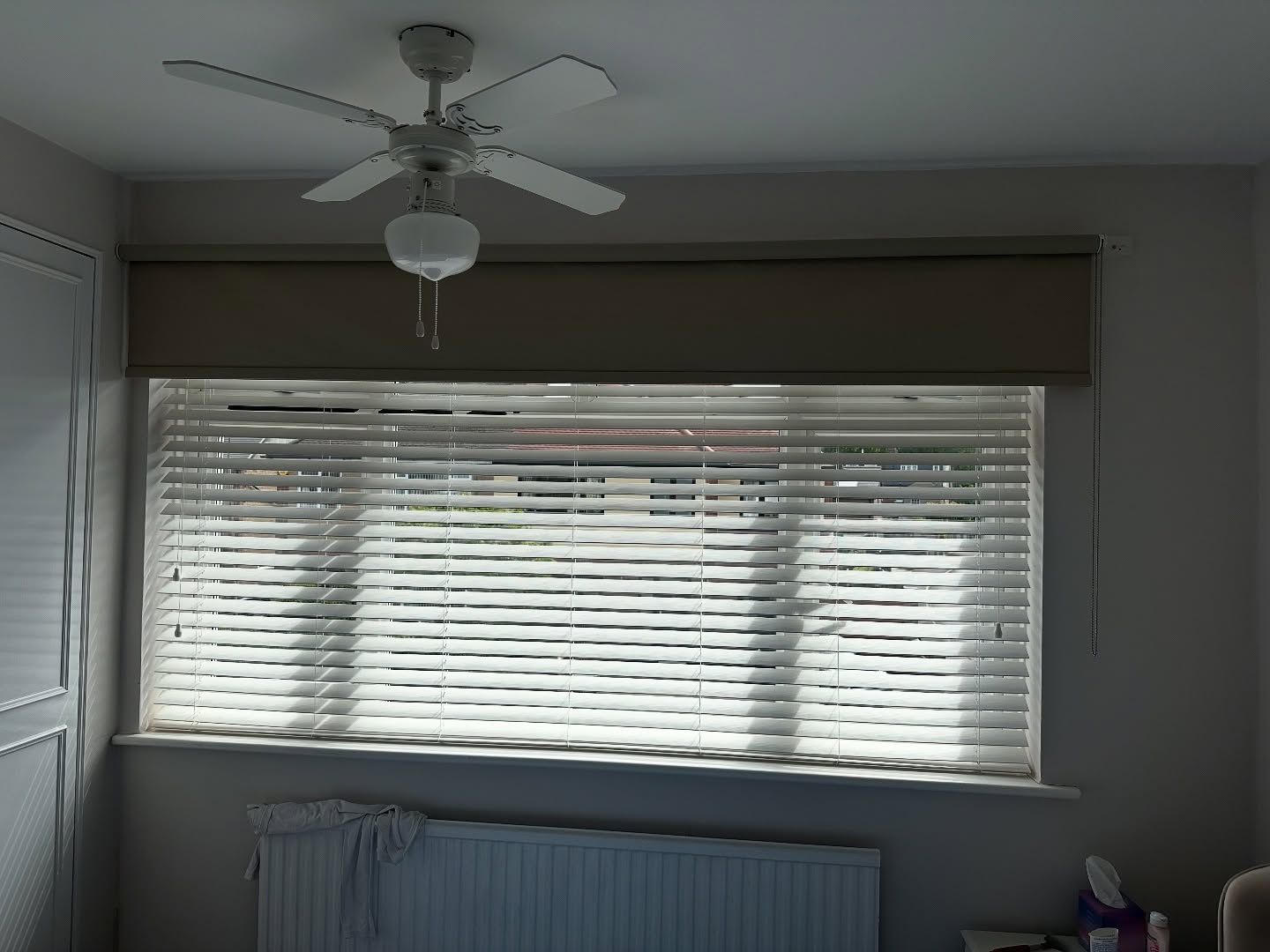 Transform your bedroom into the ultimate sleep sanctuary with blackout roller blinds! Say goodbye to early morning sunlight and hello to uninterrupted dreams. Whether you’re creating a cozy retreat or a sleek, modern aesthetic, blackout blinds bring style and functionality together perfectly.
Swipe to see how they elevate any space!
#BlackoutBlinds #RollerBlinds #BedroomGoals #InteriorDesign #HomeDecor #SleepBetter #CozyVibes #ModernLiving #DarkMode #WindowTreatments #MinimalistStyle #DreamySpaces #SleepSanctuary #HomeInspo #DesignLover #AestheticHomes #PeacefulSleep #SmartShading #LuxuryLiving