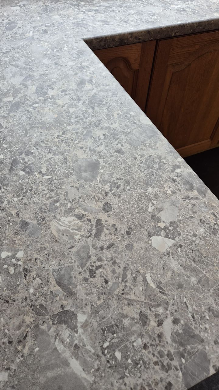 Countertop wrap. Grey Granite finish āØļø
Redefine your interiors ā»ļø
#interiorwraps #bristolinteriors #interiordesign #interiordesigninspiration #southwestuk