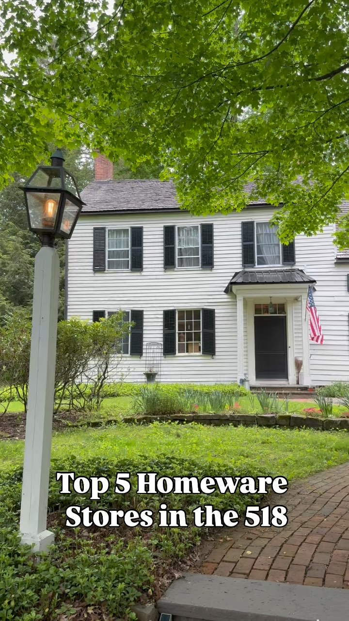📍Top 5 Homeware stores in the 518! Save this list for your next home decor shopping ventures.
Whether you’re settling into a new space or refreshing an existing one, here are my go-to 518 spots for cozy, curated interiors:
1. @binspiredlifestyle in Niskayuna, NY
2. @sugarbushlanemerc in Charlton, NY
3. @huckfinnhome in Albany, NY
4. @saratogaconsignmentstudio in Saratoga, NY
5. @reshopforthegood in Ballston Spa, NY
Sponsored by @theapexatcrossgates — modern apartments that are a dream to decorate!