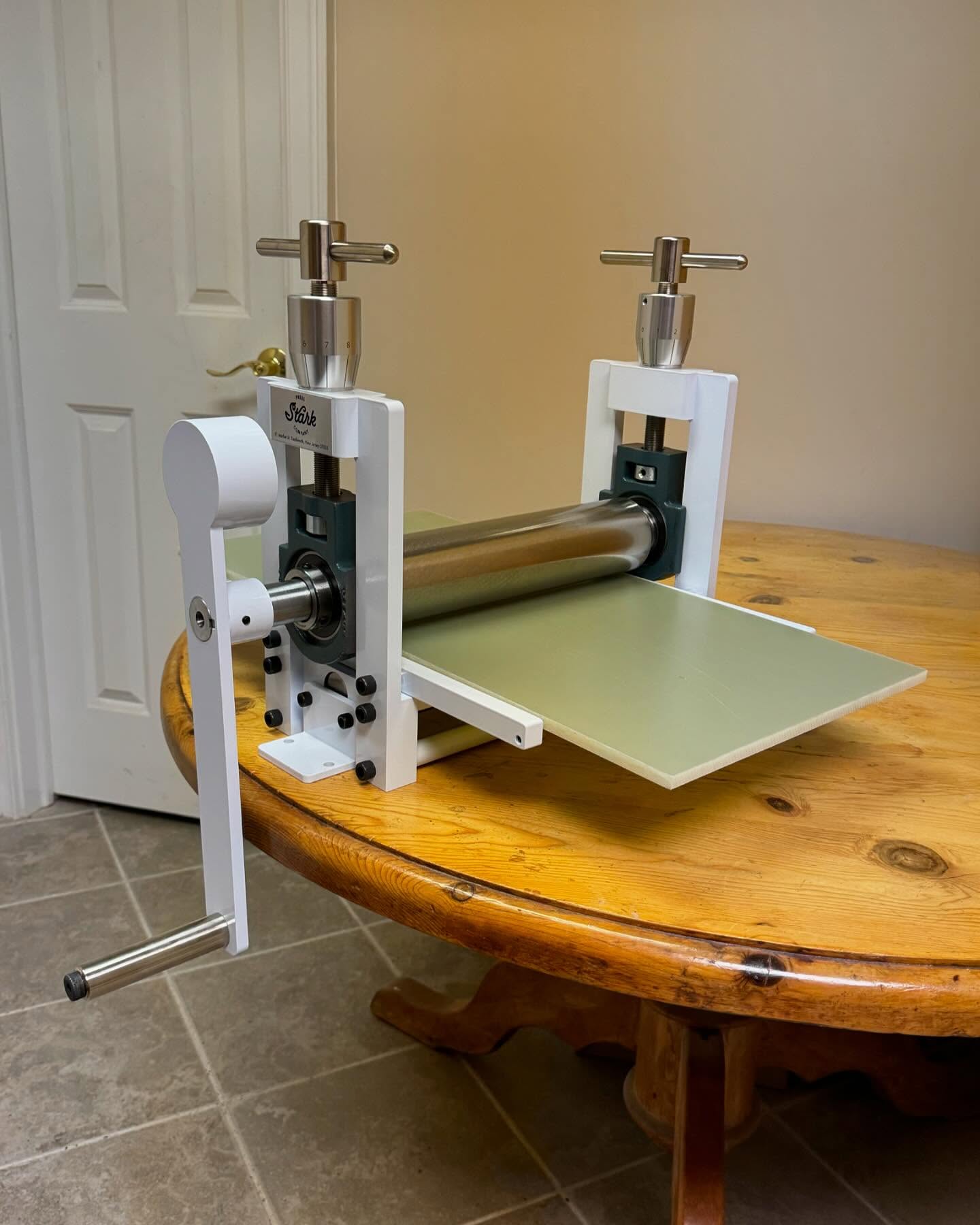 We recently sent these new SPC-1224 table top etching presses off to their new homes. Whisper White and Vanilla Ice Cream paint jobs with different configurations. We’re excited to see the work they will produce. #starkpressco #pinklinepress #printnj #etchingpress #printingpress #printmaking #printing #printer #print #spc1224 #preservationthroughproduction #intaglio #reliefprint #monotype #collagraph #printmakingstudio #printmaking #printmakersofinstagram