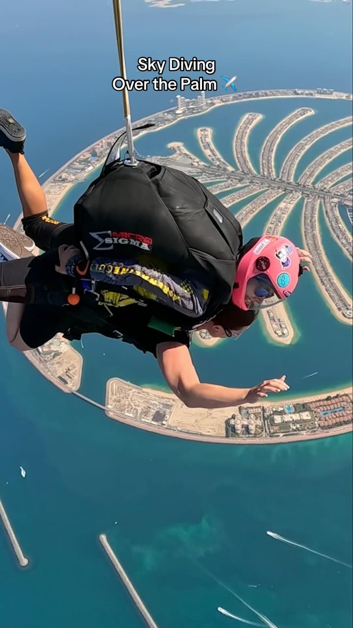 Living in the UK, I could never of even dreamed of this life 💭🤍
#dubai #dubailife #skydivedubai #palmjumeirahdubai #fivepalmjumeirah #dubaijobs