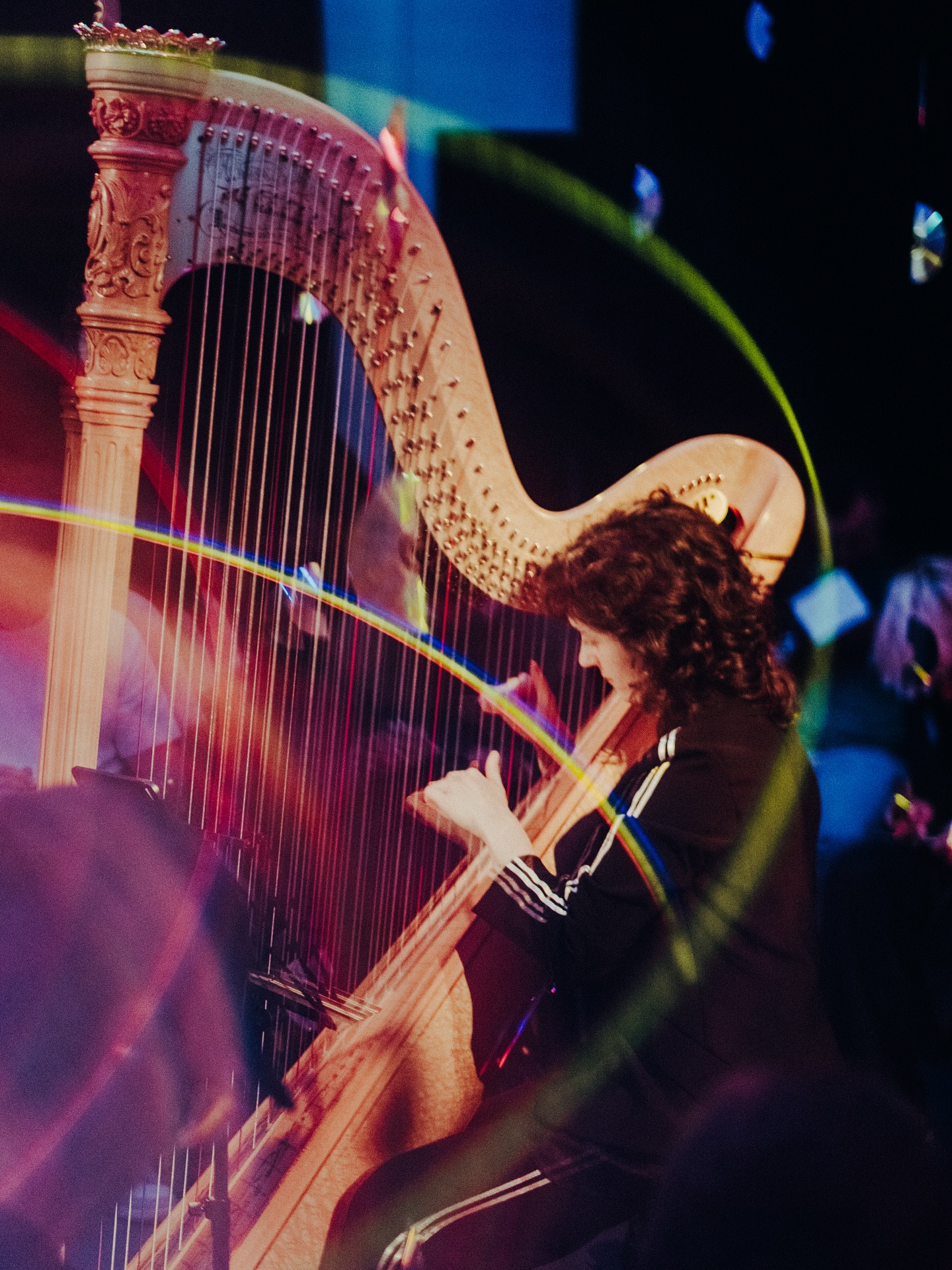 It makes me happy scrolling through my pictures of the last weeks. ❤️🔥🚀
Thankful for working with my duo partner and great friend @anicecake , for getting to know the wonderful @johannes.worms, for collaborating with @tonali_hh @tonalisten @leuphanaconcertlab , once again for the possibility experiencing a magical theater pruduction @joosten.ellee @podium, for the musical energy with @sko.stuttgart and @martynasmusic , for the trust @cdroeck inviting me to NDR Kultur EXTRA, for sharing music with little kids @kinderphilharmonie, fir sharing the stage with friends @ensemblereflektor for sharing conceptual thoughts on my solo program #Jonathanpengl, for helping me out with practice possibilities Lukas Dallomo & @tschaikowskysaal, for a place to sleep @phil.real @anicecake @s.ophi.e_w @ninananapaul and for introducing me to @julesatlas_ and the support along this beautiful road @concerto21.akademie .
Photo 1: @daloe_lama