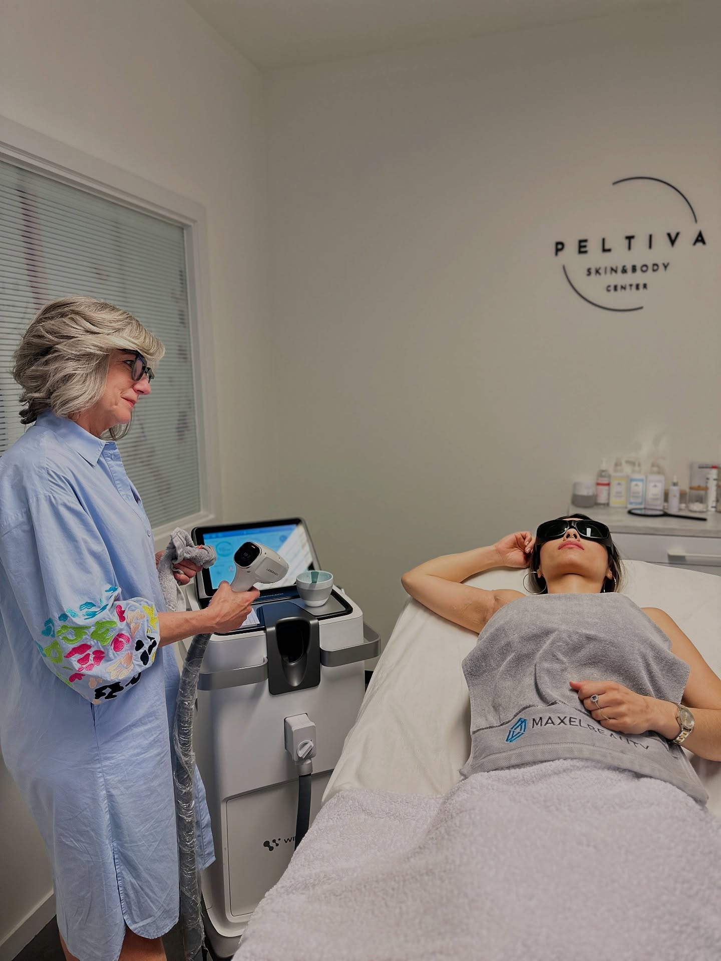 Wilt u meer leren over professionele schoonheidsbehandelingen?🤩
Wij organiseren regelmatig opleidingen en workshops. 🌼Laat het ons weten als u interesse heeft, dan nodigen we u de volgende keer graag uit.