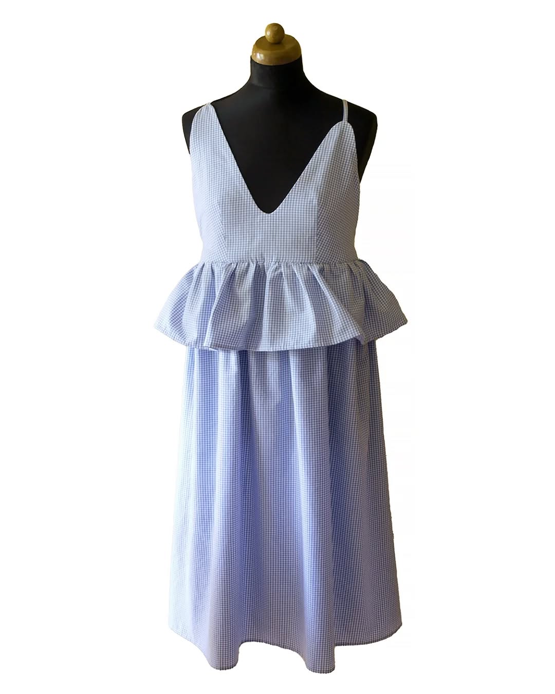 New summer dress from delicate cotton is ready to wear. The fabric cloth was designed and made in the Czech republic. The pattern was designed and simulated in digital space. Available online and in our studio. We can create this dress for You in various sizes and fabrics.
https://www.klarazidkova.cz/product-page/cotton-summer-dress-with-a-pepito-pattern
#summertime #pepitodress #fabricfromczechrepublic #cottondress #fashionsimulation #wasborn #summerdress #delicate #delicatefashion #designedinbrno #klarazidkova