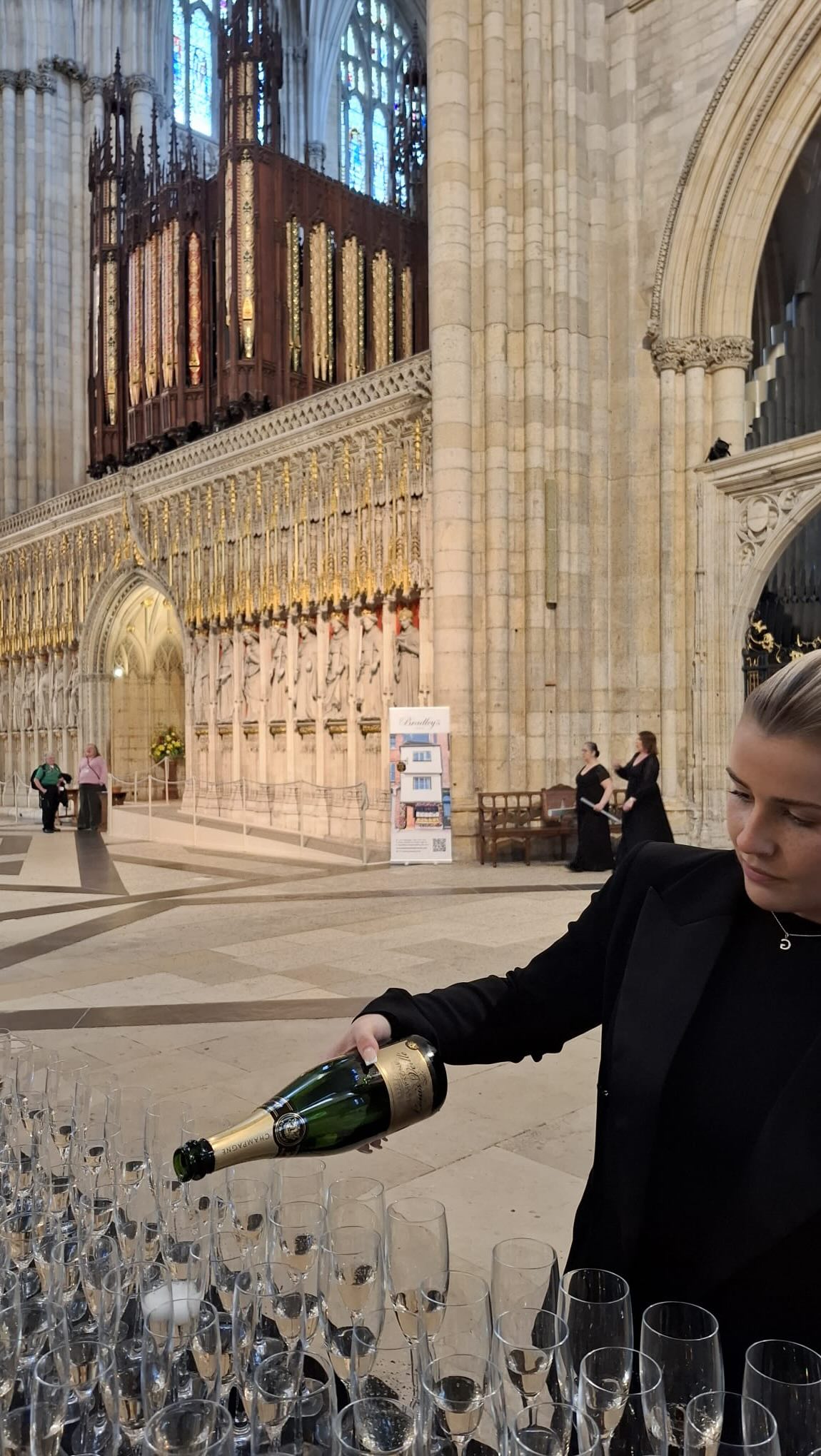 🌟 York Minster - Beef, Beer & Bubbles 🌟
#eventcatering #foodlover #yorkminster #beef #beer #bubbles #gotourstepsinforsure