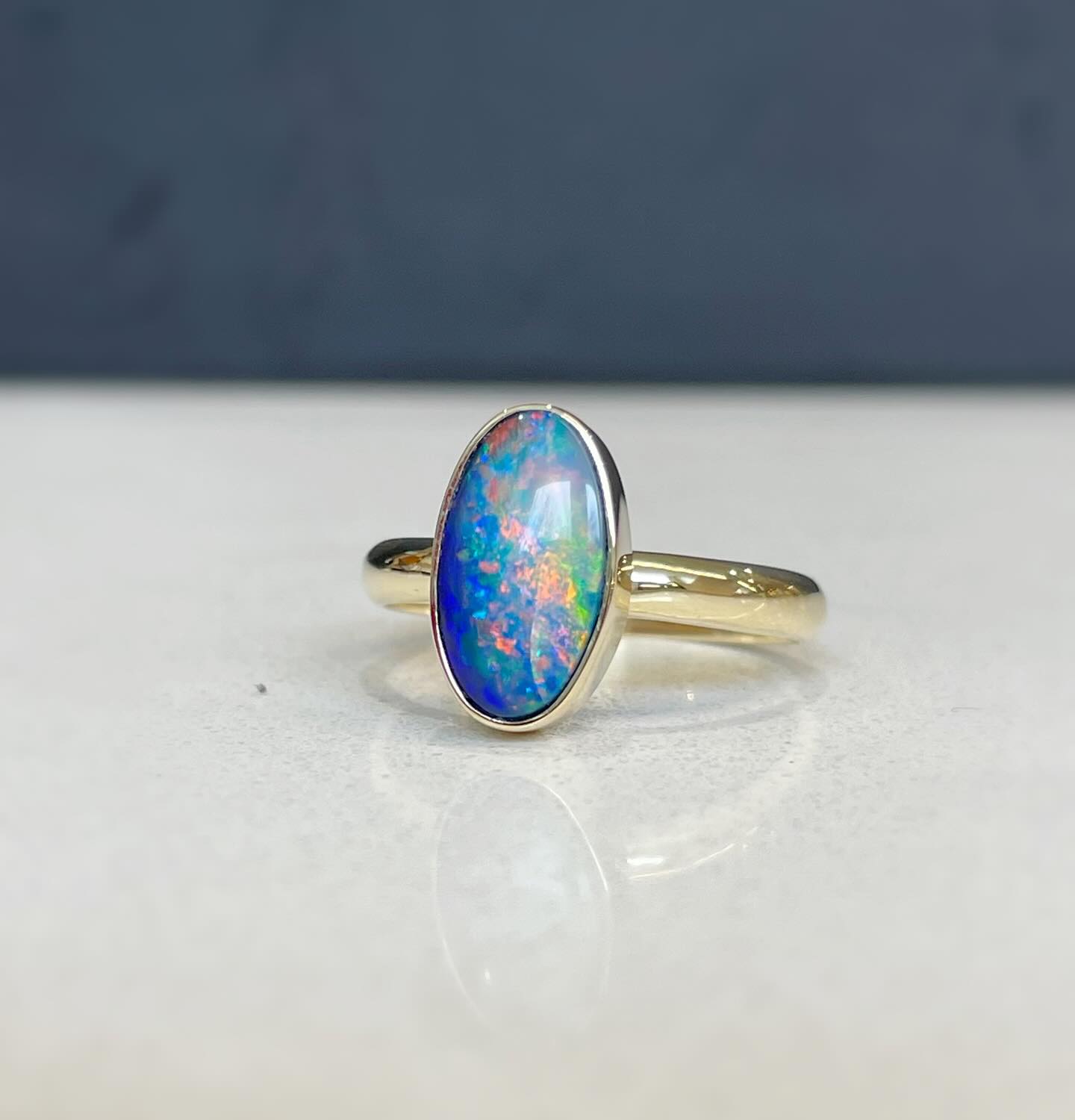 Bright little Australian opal from Coober Pedy set in yellow gold now in stock ✨
#Australianopal #cooberpedyopal #opalandgoldring #handcraftedjewellery #newstock #leurajewellery #manufacturingjeweller #leuramall #bluemountainsjewellery #ainsleyfinejewellery