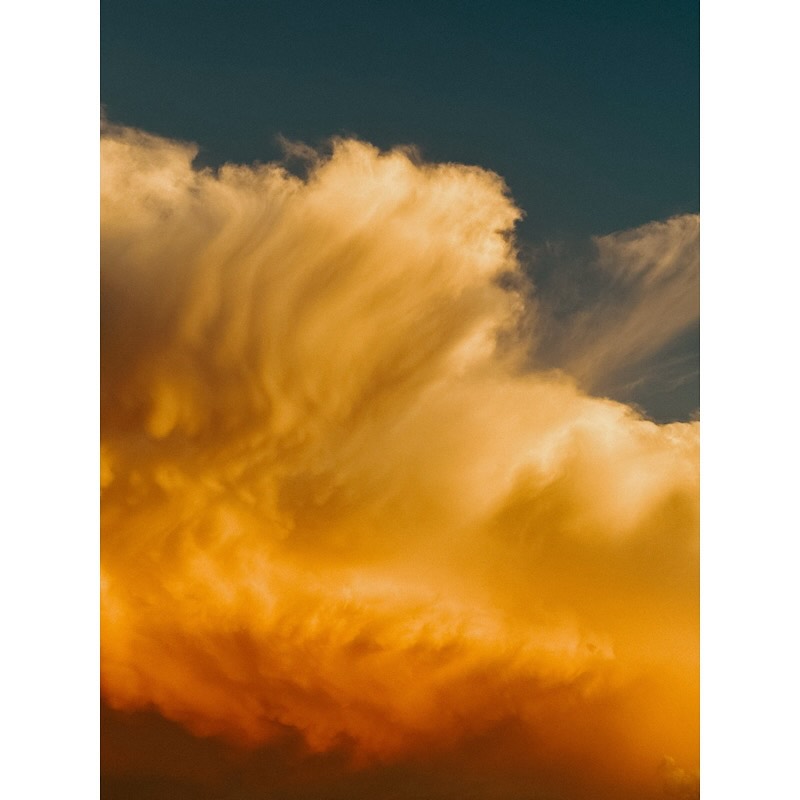 🌟 Hold onto Hope 🌟
Hope isn’t wishful thinking — it’s a mindset and a muscle we can build. In coaching, we help you see new possibilities, even when the path feels uncertain. 💫
Here are 5️⃣ top tips to grow your sense of hope:
1️⃣ Set small, meaningful goals 🎯
Tiny wins build momentum and belief. Start where you are.
2️⃣ Visualise your future self 🔮
Imagine what life could look like if things went well. Picture it clearly.
3️⃣ Stay connected 🤝
Hope thrives in relationships. Talk to someone who uplifts you.
4️⃣ Celebrate progress 🎉
Acknowledge how far you’ve come, not just how far you’ve got to go.
5️⃣ Work with a coach 🧠
A coach can help you reframe challenges and spot sparks of possibility you might miss on your own.
💬 Hope isn’t naive — it’s powerful. What’s one small step you can take this week toward something that matters?
✨ You’ve got this — and I’d love to help you keep going. 💪
#HopeInAction #PositivePsychology #MindsetMatters #CoachingWorks #GoalGetter #MentalWellbeing #ResilienceCoaching #YouCanDoIt #FutureFocused #GrowthMindset #CoachingForChange #WomenWhoCoach #BuildYourBestLife