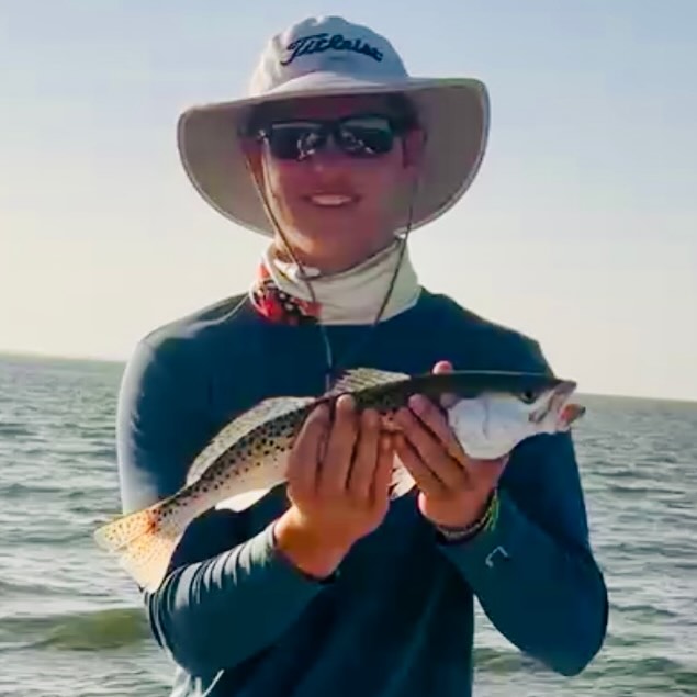 family aboard! @lucag2025 with one of many #speckledtrout caught aboard on this trip 🤙🏻 with recent rains, and more moving water I’d expect the bite to improve further. Call me to jump aboard 📲305-778-5342 #a2fishingcharters #irtreels #cajuncustomrods #donnmarpliers #reelfishyapparel #tfoflyrods #palmythgloves #fourhorsementackle #reelfishyapparel #fortressmarineanchorsusa
