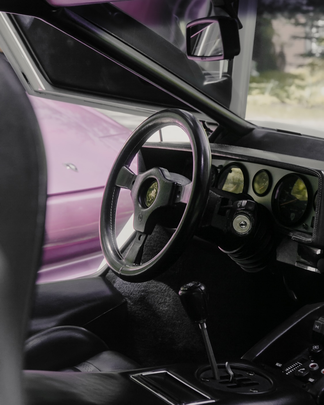 Manual
Lamborghini Countach LP 5000 S
#lamborghini #lamborghinicountach #countach #lamborghiniclub #bianco #limited #sportscar #manual #boston #passion #speed