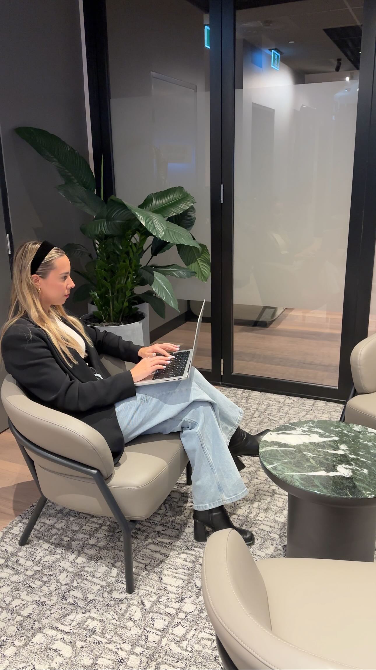 🚫 Propaganda I’m not buying in eCommerce 2025
❌ Klaviyo is just for welcome and abandoned cart flows
❌ The more SKUs, the more money you’ll make
❌ Flash sales are the only way to boost revenue
❌ Outsourcing fulfillment is only for big brands
❌ If it didn’t work in the first week, it never will
❌ Going viral is the goal
❌ You only need email once you have a big list
Here’s what actually scales:
✓ Flows that nurture before and after the first purchase
✓ Clear, focused product offerings (less overwhelm = more conversions)
✓ Healthy margins and consistent offers > panic discounting
✓ Fulfillment partners who free you up to build
✓ Strategic tweaks > scrapping good ideas too soon
✓ Sustainable traffic > unpredictable virality
✓ Email should be your first channel, not your last
Let’s stop romanticising chaos and start scaling properly.
What “eComm truths” are you done with?