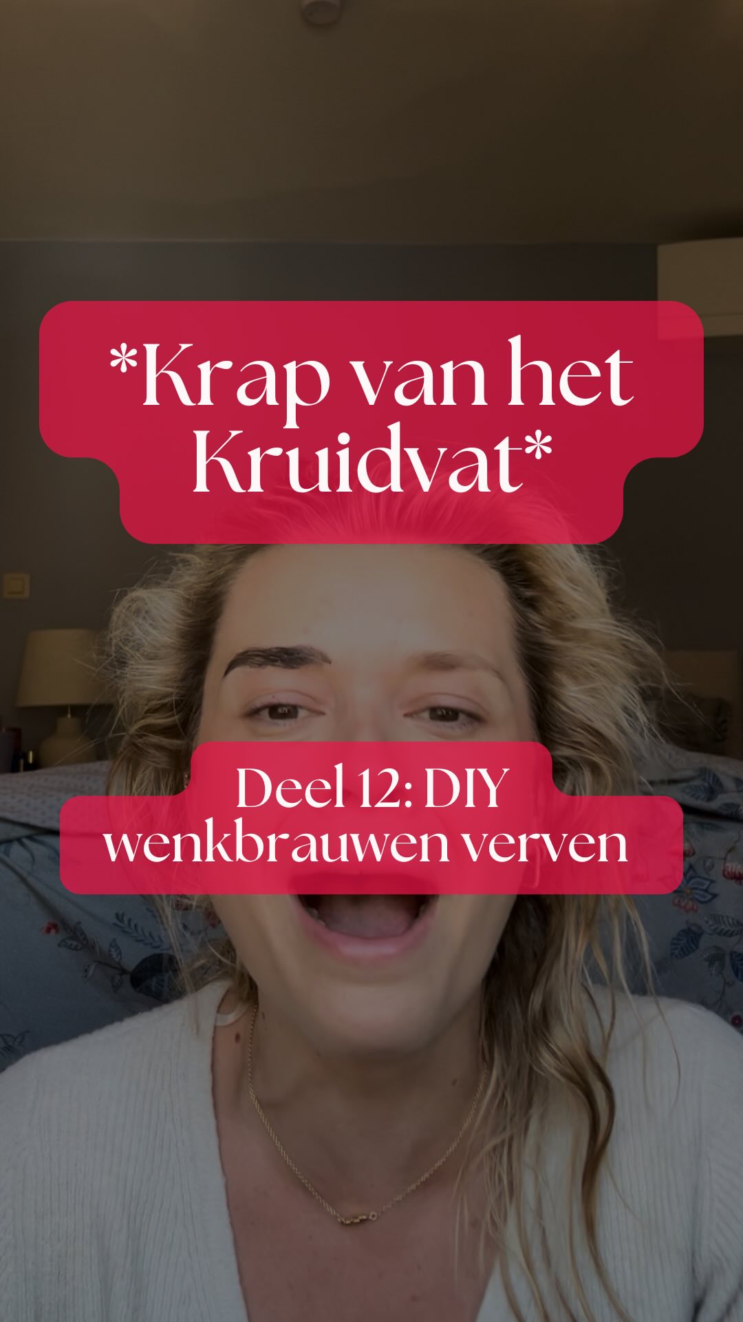 ❤️ Krap van het Kruidvat ❤️
Deel 12: DIY wenkbrauwen verven
•
•
•
•
•
Elke maand is het weer tijd om de crea bea in me boven te halen en die wenkbrauwen van me letterlijk in de verf te zetten. EN dit keer vond ik de potentiële DUPE van het Kruidvat ??!! 😱
Gooi er een beetje manisch gelach, tijdsnood, chaos en mijn ADHD hoofd bij en we hebben misschien wel een winnaar?
DUS
Is deze wenkbrauw verf van @kruidvat THAT girl en maakt het van mijn wenkbrauwen een gestileerd succes of wordt het een diy project om voor altijd te vergeten?
Watch to find out en wens m’n wenkbrauwen succes❤️
👇
P.s.: Liken, liefde tonen en/of @kruidvat.belgie @kruidvat @kruidvat.belgique taggen mag ALTIJD ❤️
Vergeet, zoals gewoonlijk, niet hieronder een comment na te laten wat ik nog voor jullie mag testen! 🫶
Dikke expressieve liefde
Julie 💋
#krapvanhetkruidvat #visagiste #brasschaat #muabelgium #wenkbrauwen #wenkbrauwenverven #vrouwelijkeondernemers #kleinezelfstandige #kruidvatbeauty #kruidvatbelgie