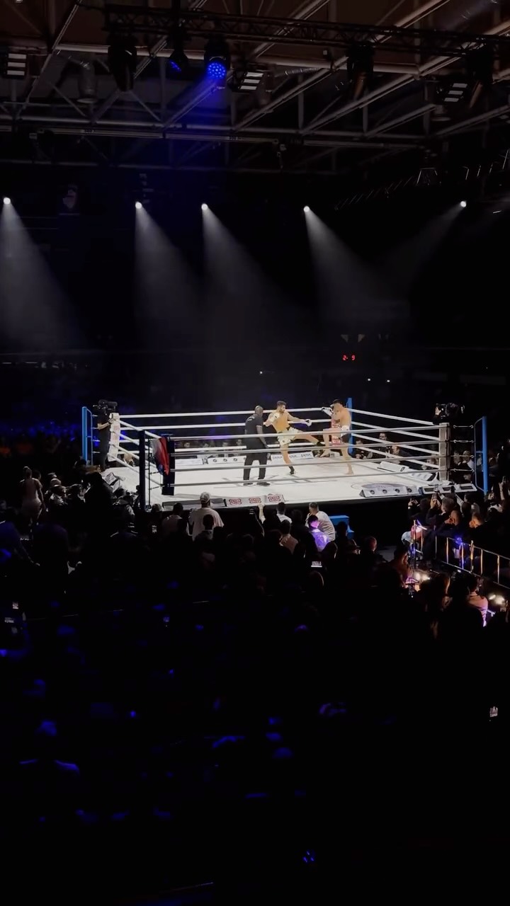 Proud partner of Cyril Benzaquen’s fight!
Congrats @cyrilbenzaquen 🏆
#eventproductions #eventproductionshow #airplayexperience #party #lifestyle #entertainment
@aurastudioparis