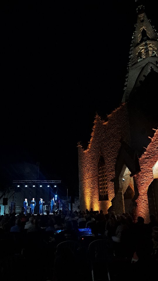 👏 Moltíssimes gràcies @metropolitanunion per ensenyar-nos què és la música de 'barbershop'!
Un concert brillant on el bon humor ha tingut al públic atrapat en tot moment!
😏 Quin gran quartet @petxino @moralesqci @germandlriva @joanmassoler !
@ajlasecuita @esglesiatgn @dipta_cat @cultura_cat @govtarragona @marcguerris #primaveramusicalvistabella #barbershop #bachbershop #vistabella #lasecuita