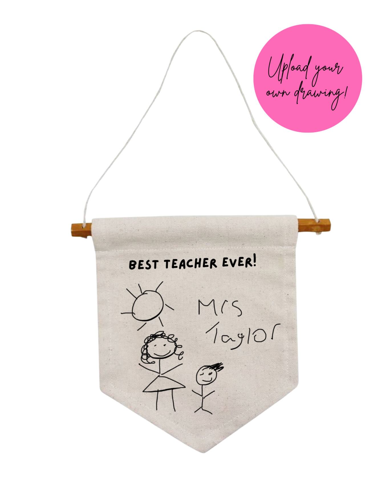 🎉 Looking for the ultimate end-of-term gift for your child’s teacher? Our personalised banners are just the thing! 🖍️
Ask your little artist to draw a special picture in thick felt tip, and we’ll turn it into a one-of-a-kind masterpiece they’ll treasure forever. 💫
Tap the shopping bag icon or hit the link in our bio to get started! 🎁✏️