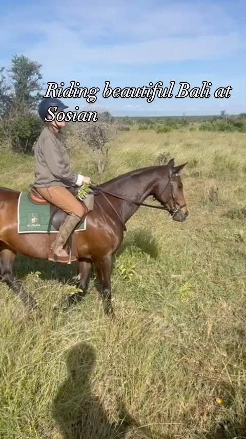 Fabulous ride this morning in Laikipia in my perfect @penelopechilvers boots #travelerapartners #travelblogger #safari
