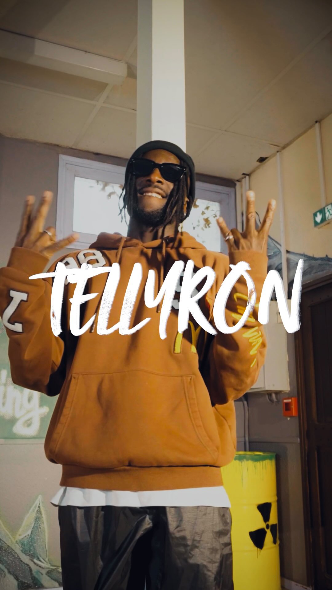 l SOLO TELLYRON | @tellyron_trunks @saiyajin_elite
Neos a eu le plaisir de capturer l’énergie brute de @tellyron_trunks à travers un solo improvisé, proposé dans le cadre du documentaire IMPULSION.
Un grand merci encore à @tellyron_trunks pour cette performance authentique et chargée d’intensité.